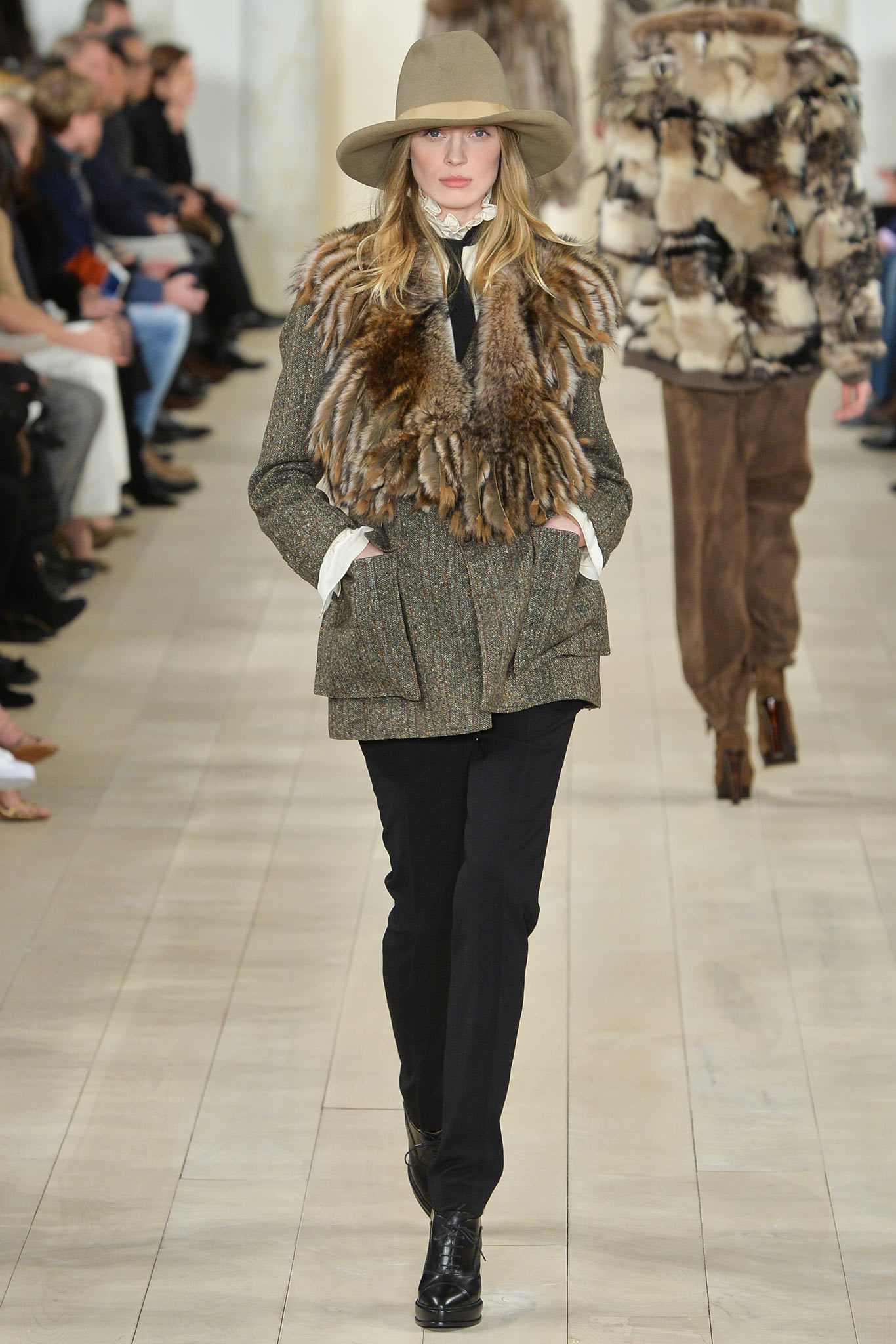 Ralph Lauren F/W 15 Look 15