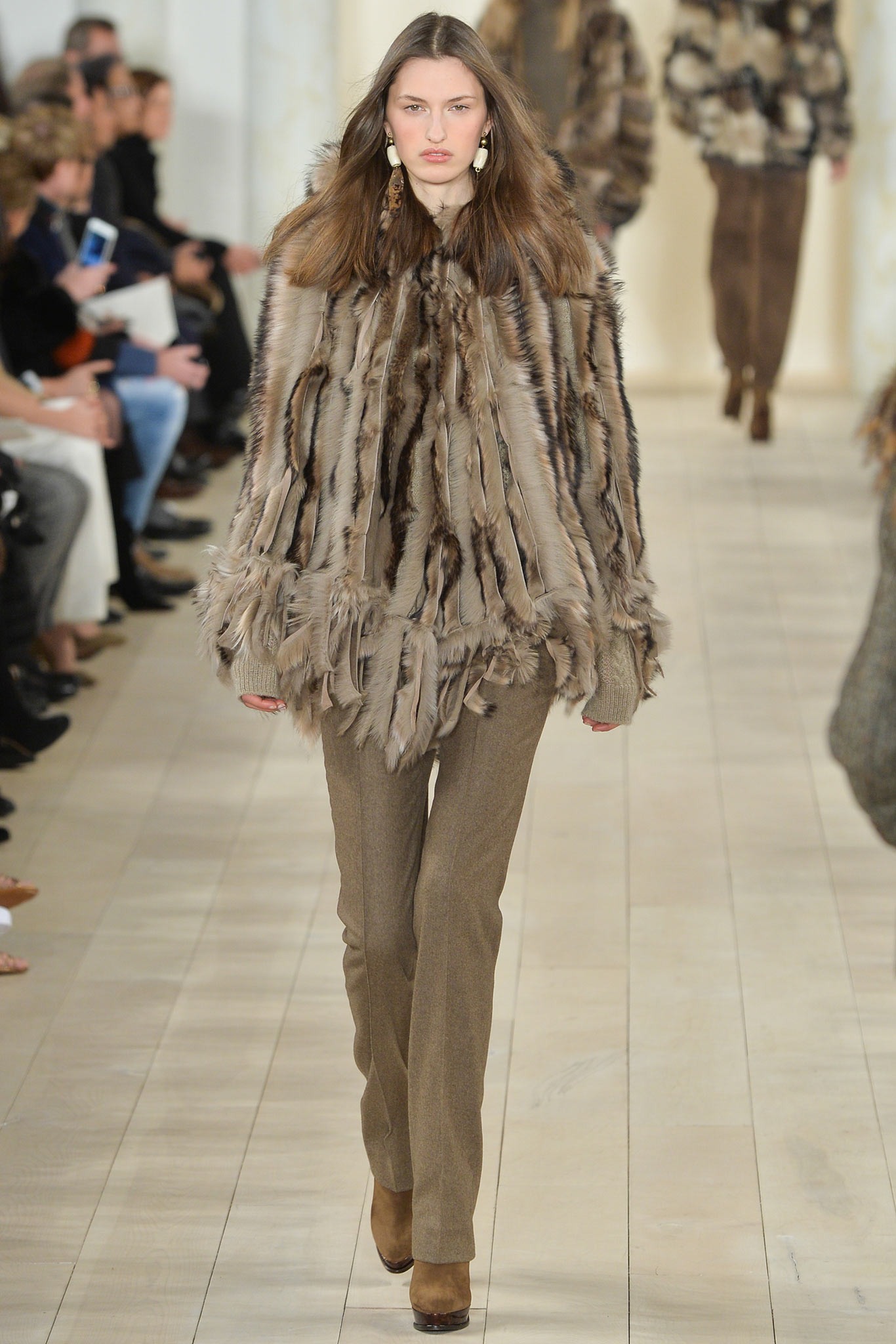Ralph Lauren F/W 15 Look 16
