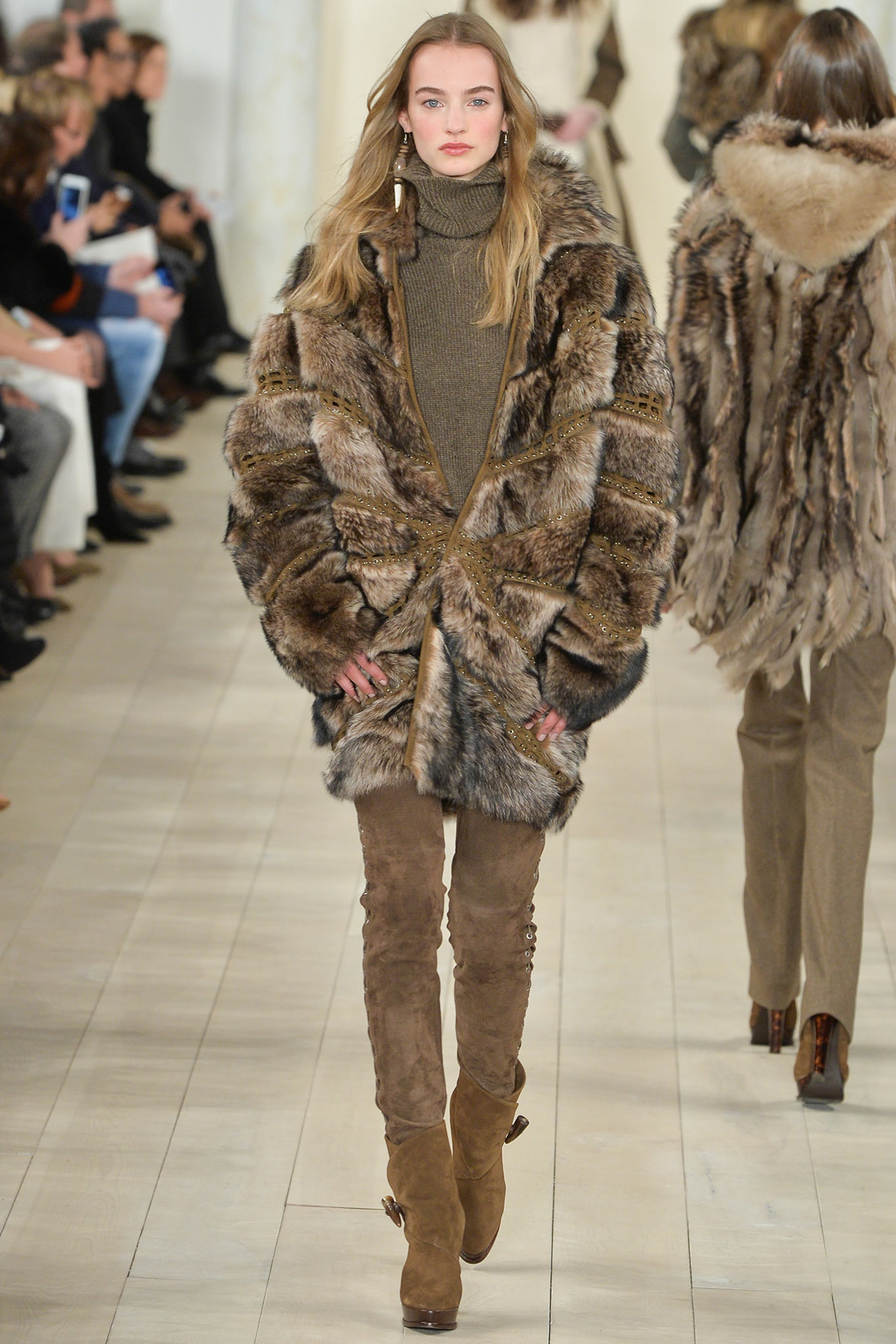 Ralph Lauren F/W 15 Look 17
