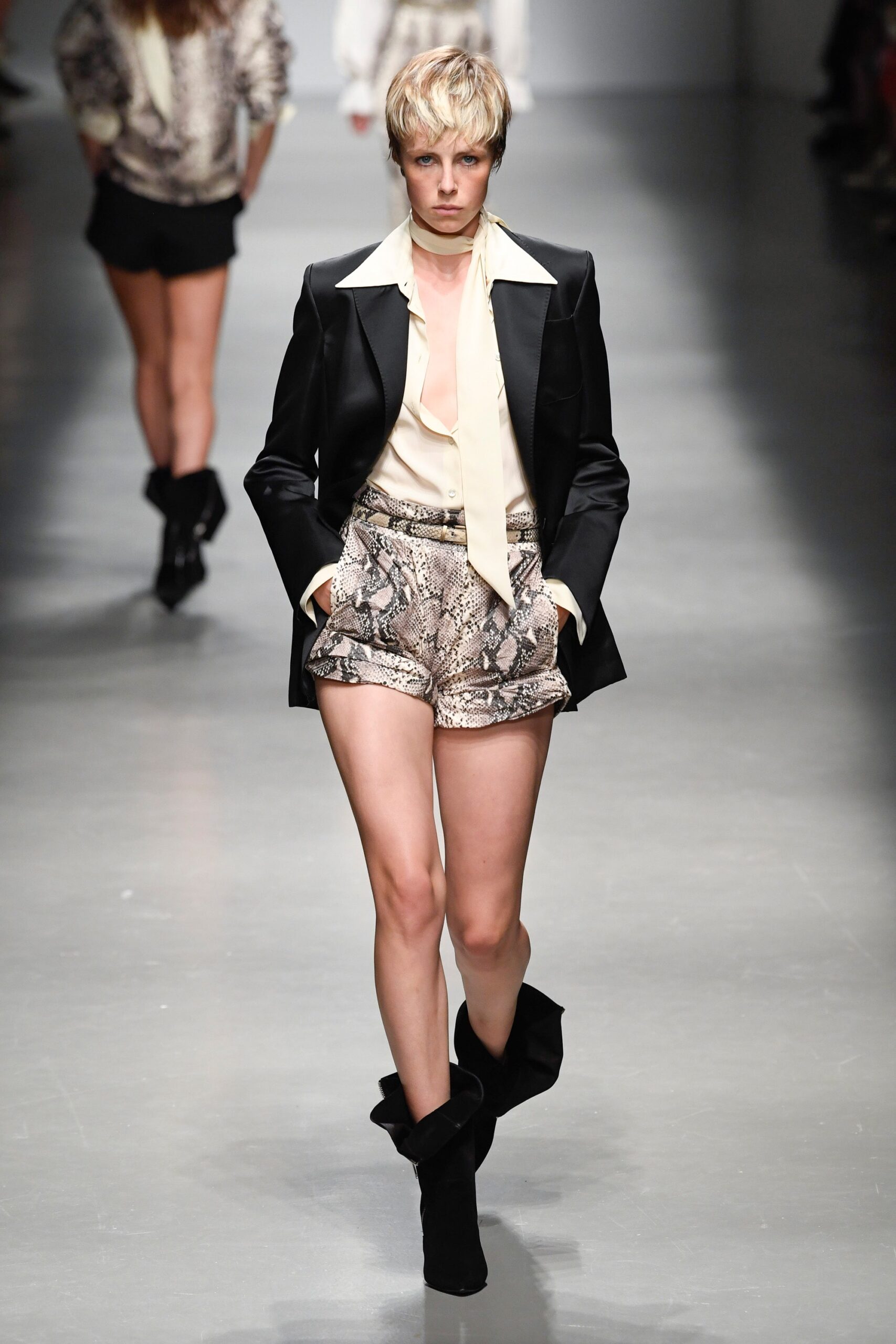 Philosophy di Lorenzo Serafini S/S 19 Look 4