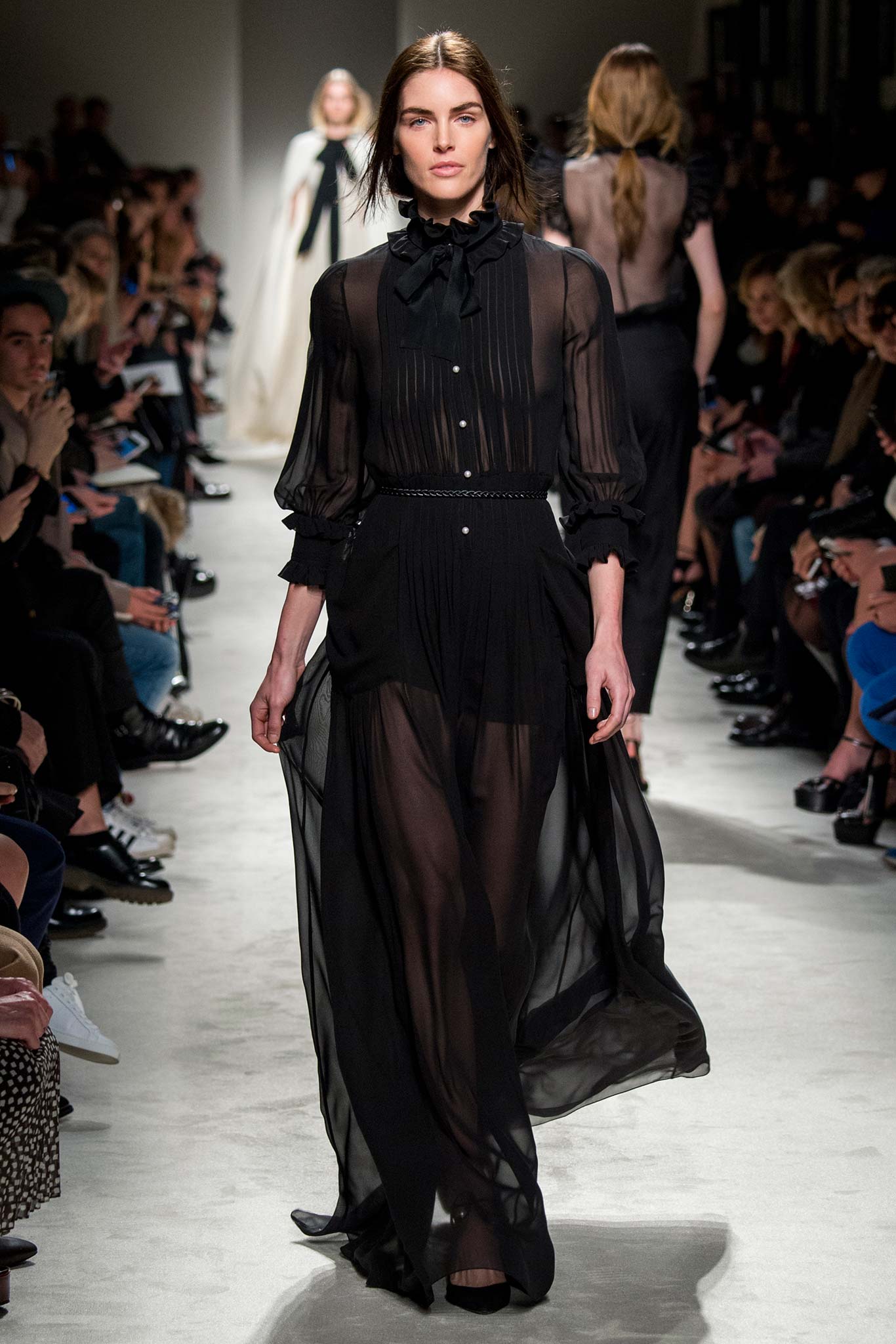 Philosophy di Lorenzo Serafini F/W 15 Look 33