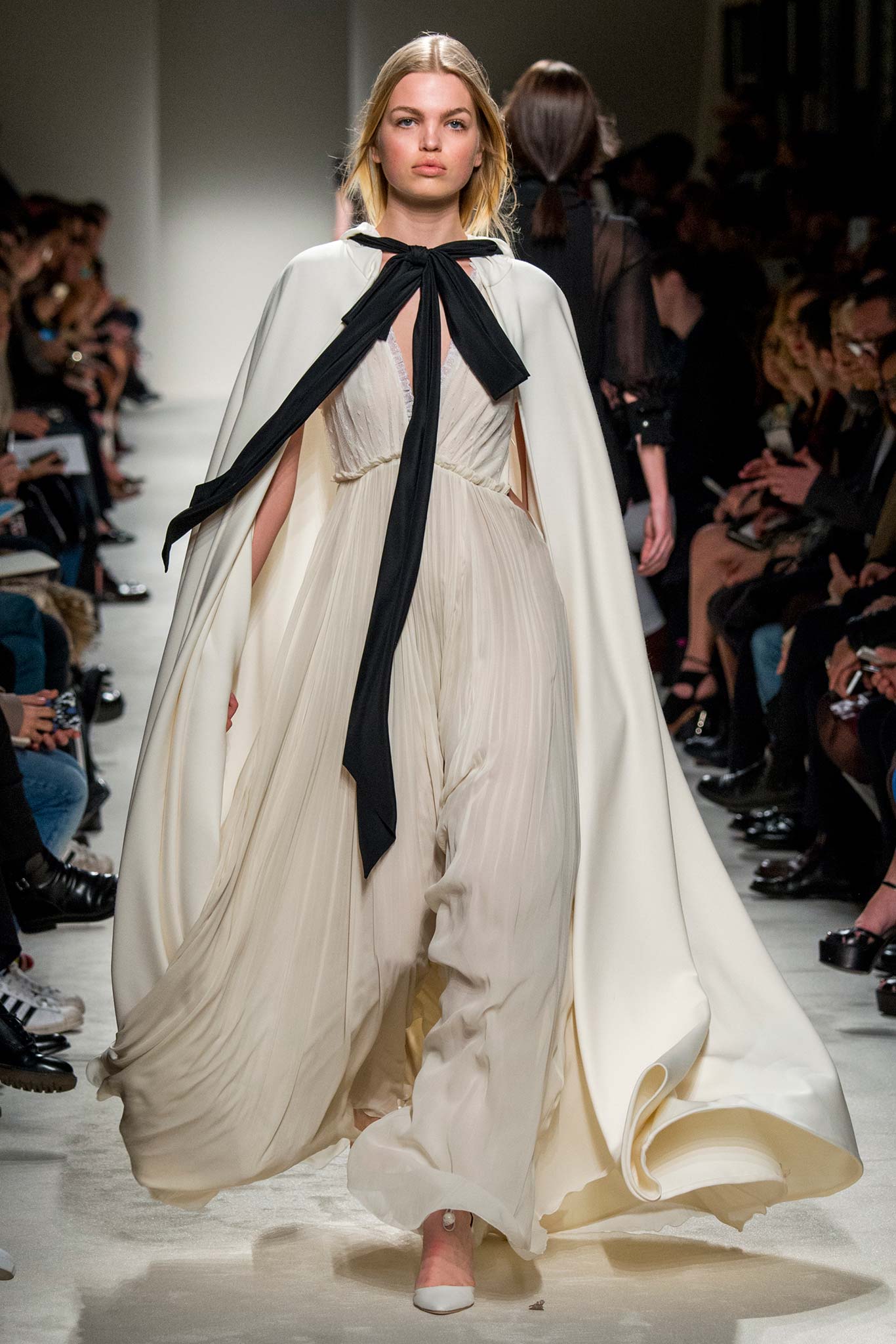 Philosophy di Lorenzo Serafini F/W 15 Look 34