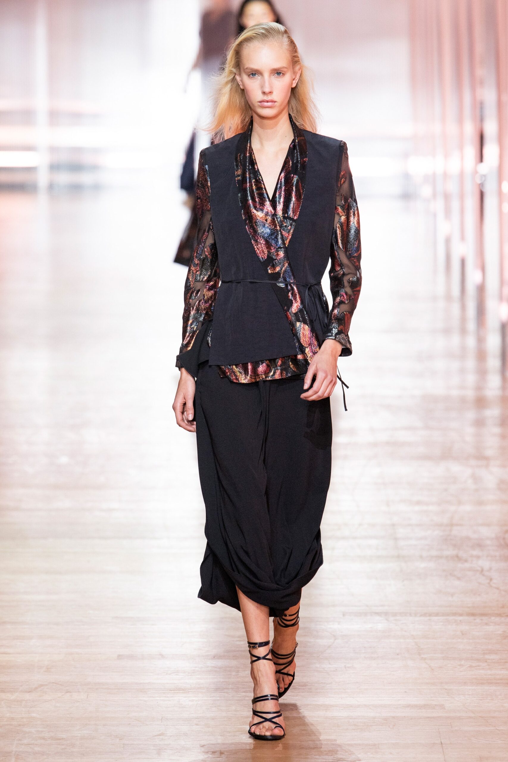 Poiret S/S 19 Look 33