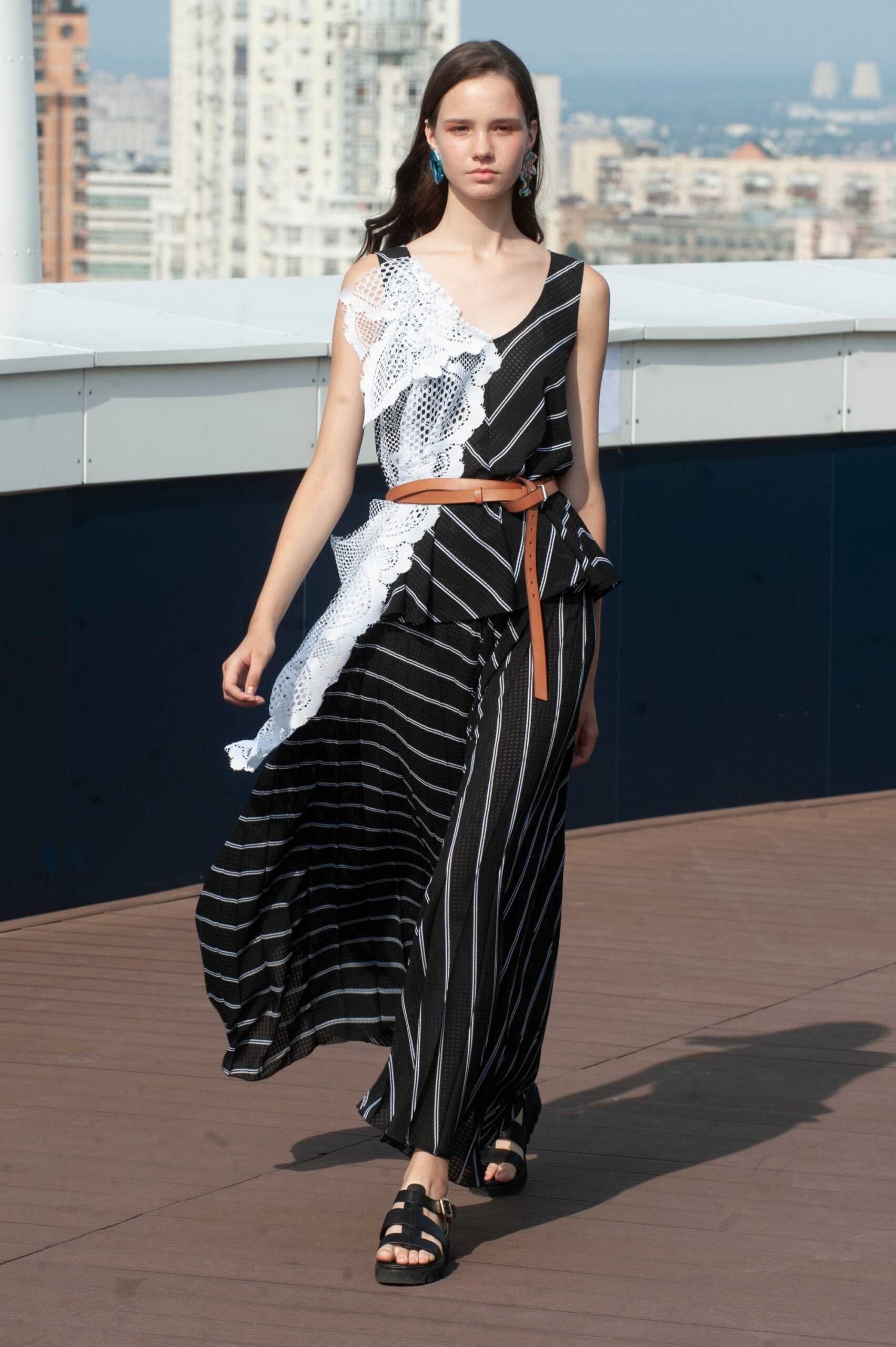 Poustovit Kiev S/S 19 Look 5