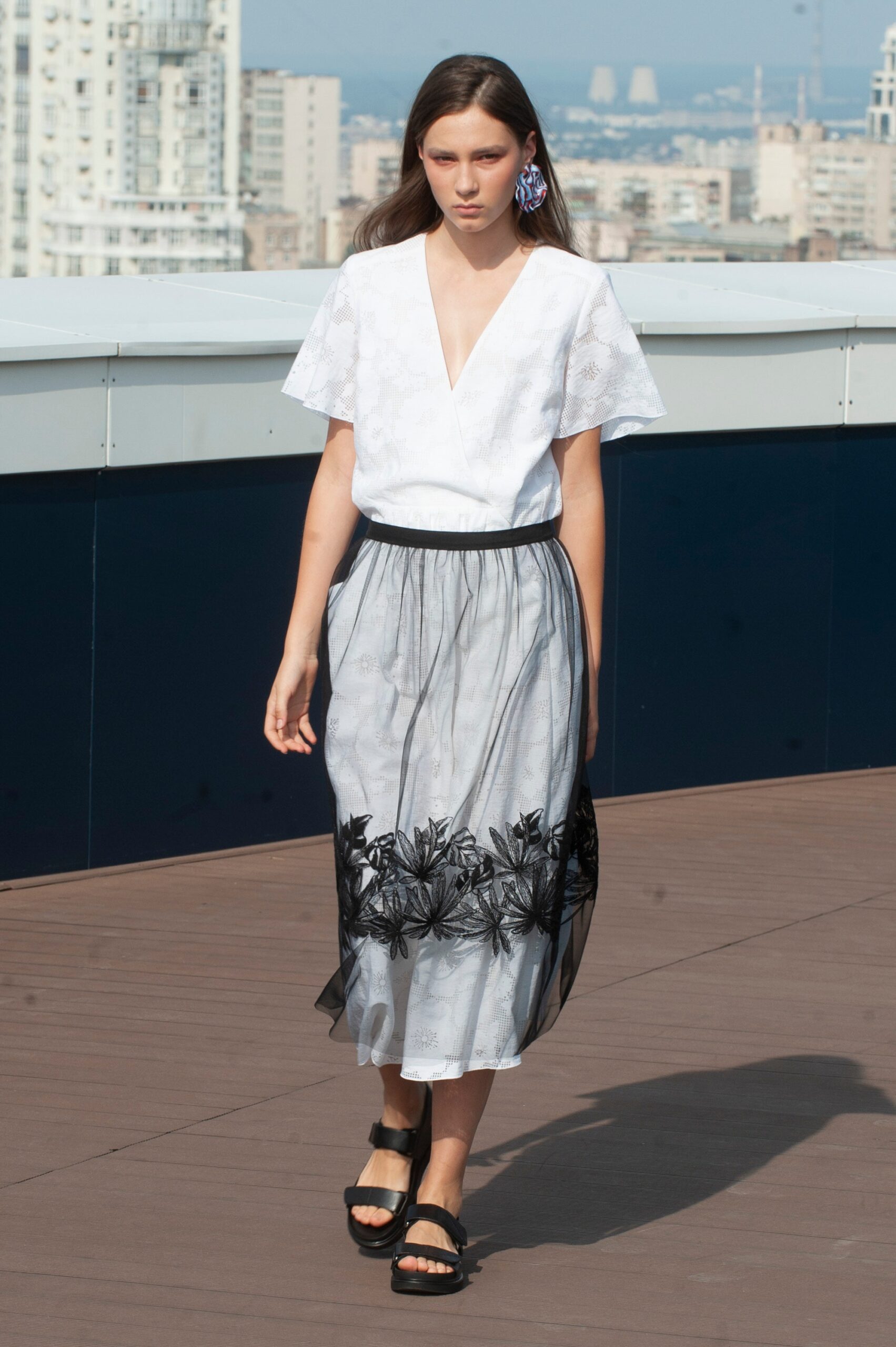 Poustovit Kiev S/S 19 Look 16