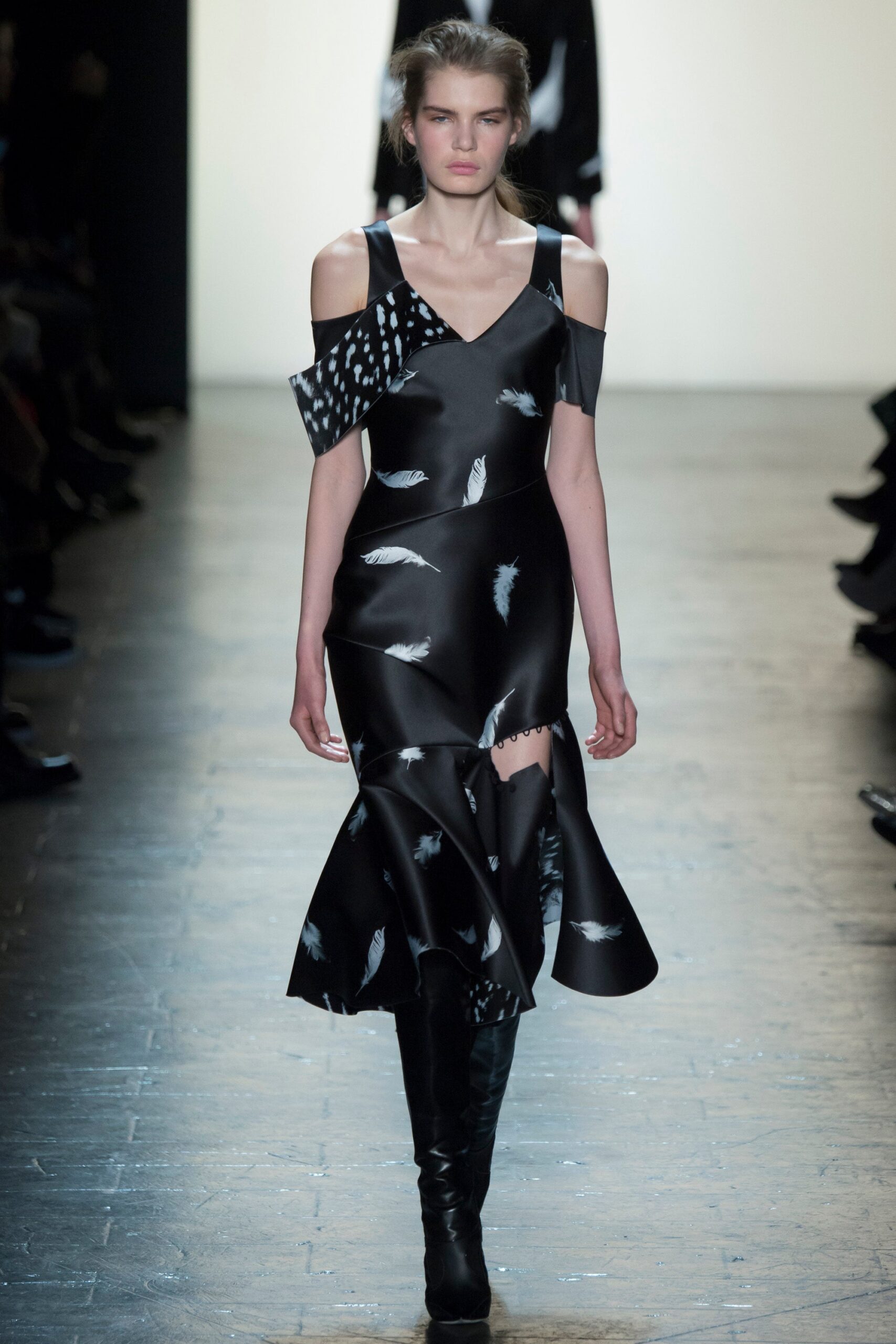 Prabal Gurung F/W 16 Look 18