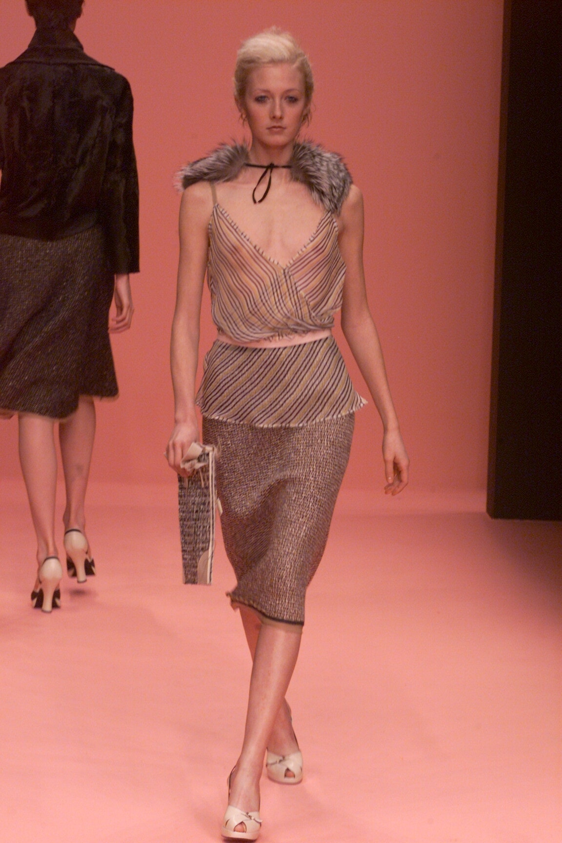 Prada F/W 00 Look 28