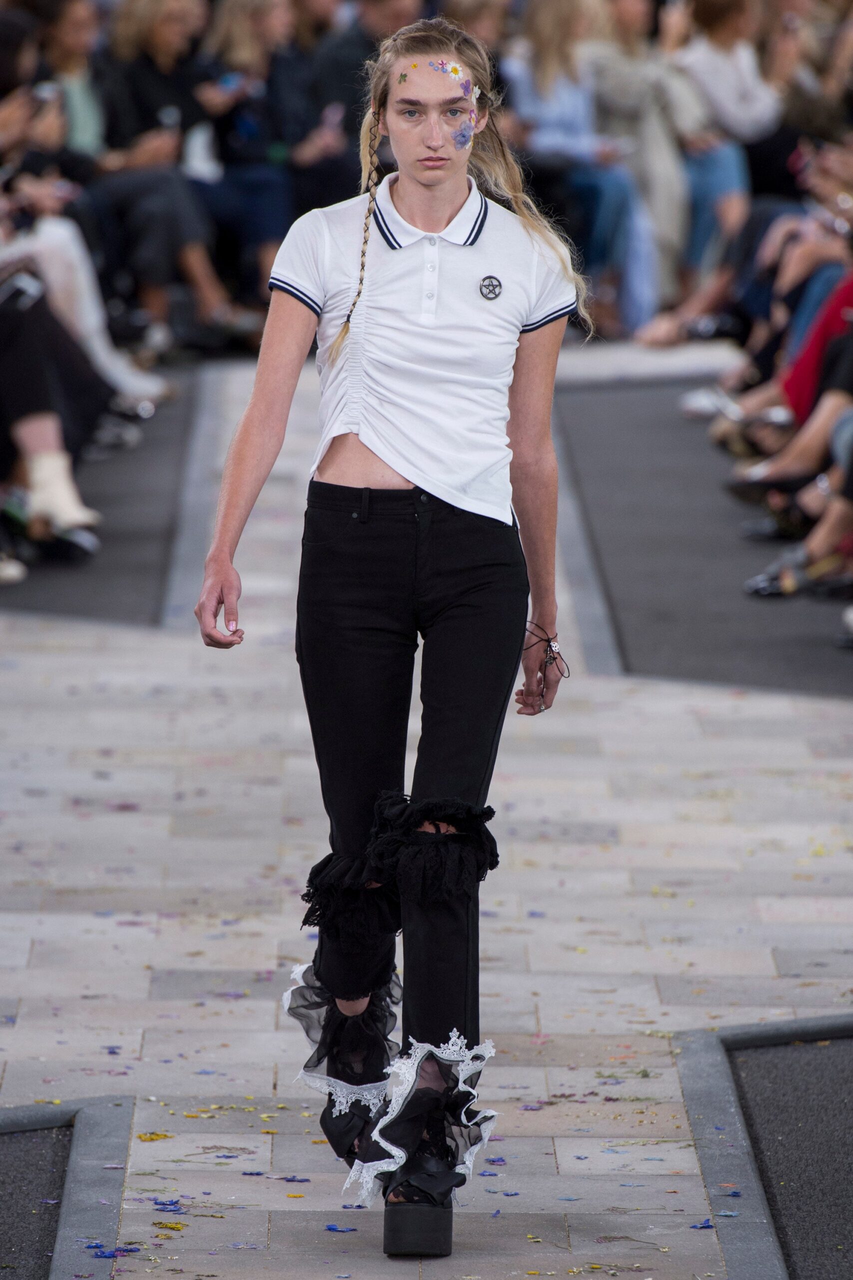 Preen by Thornton Bregazzi S/S 17 Look 3