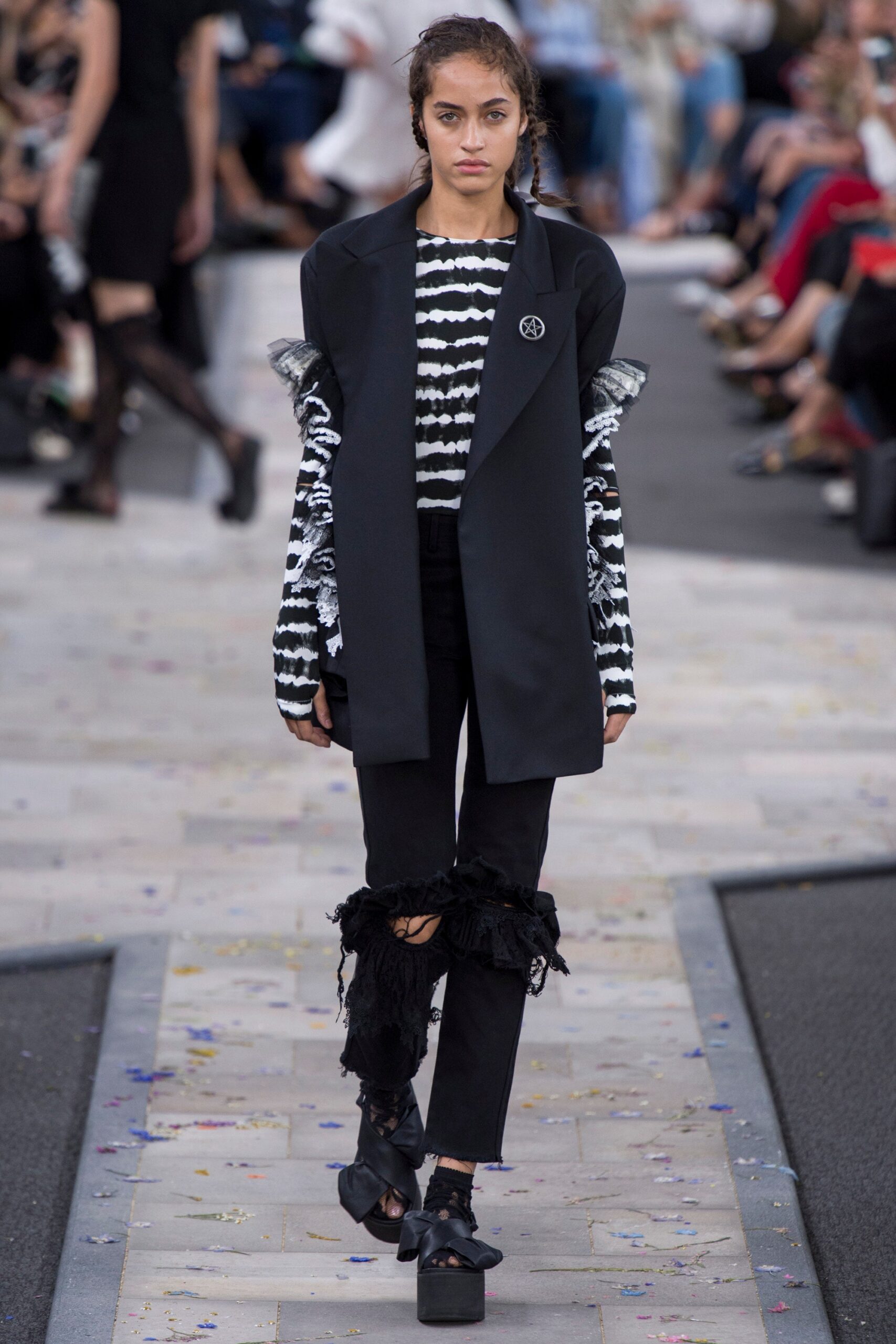 Preen by Thornton Bregazzi S/S 17 Look 4