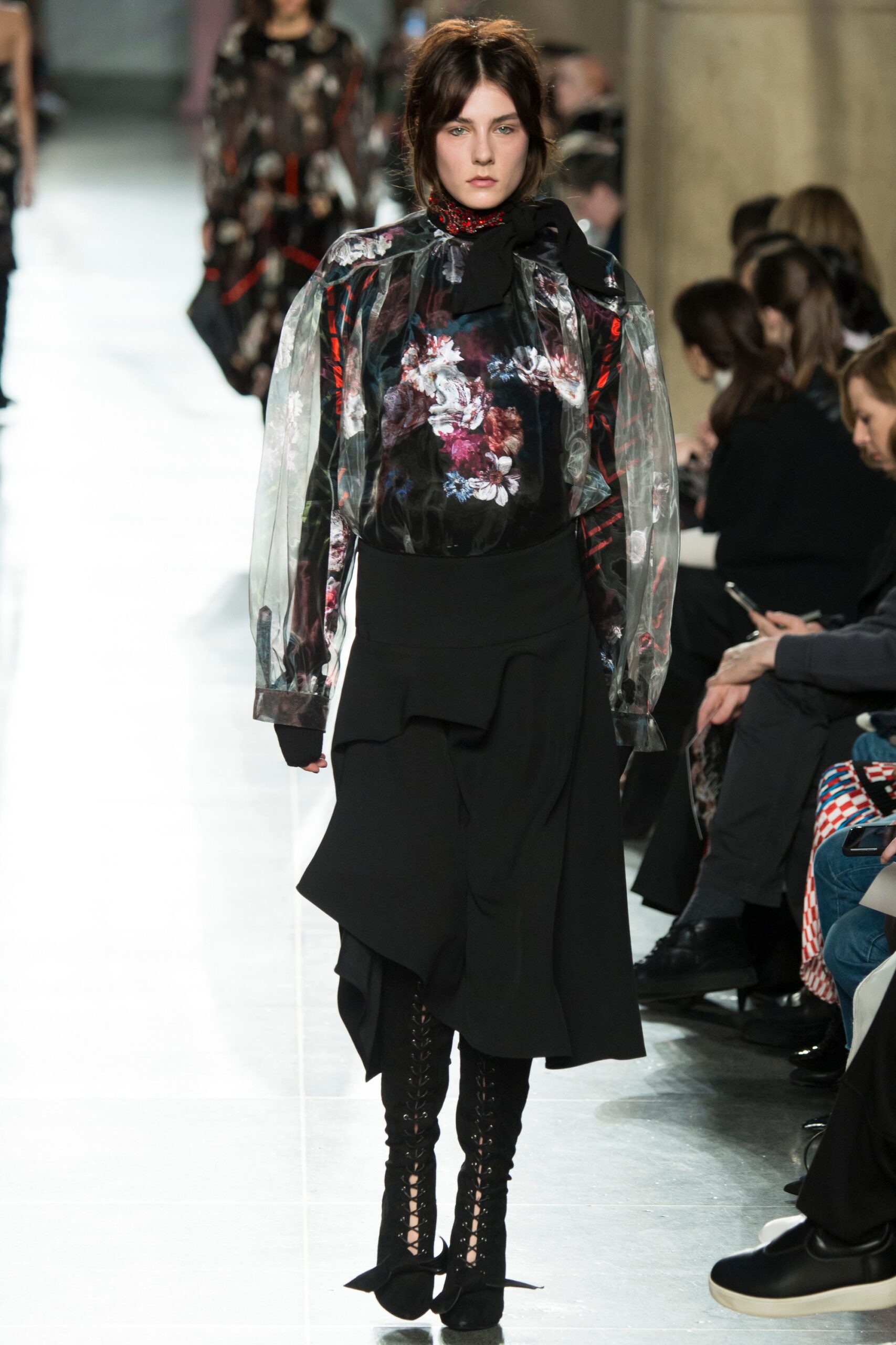 Preen by Thornton Bregazzi F/W 16 Look 2