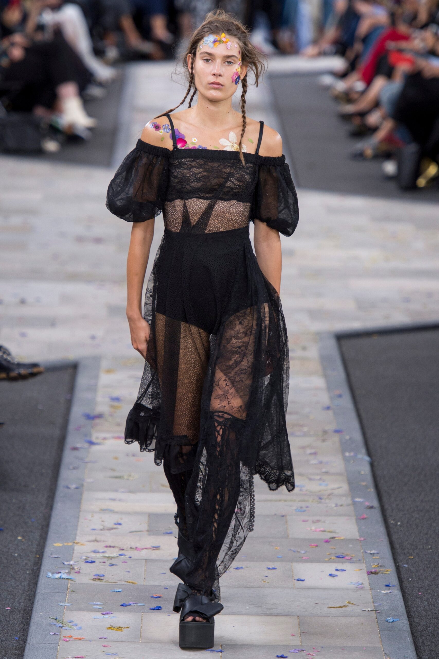 Preen by Thornton Bregazzi S/S 17 Look 6