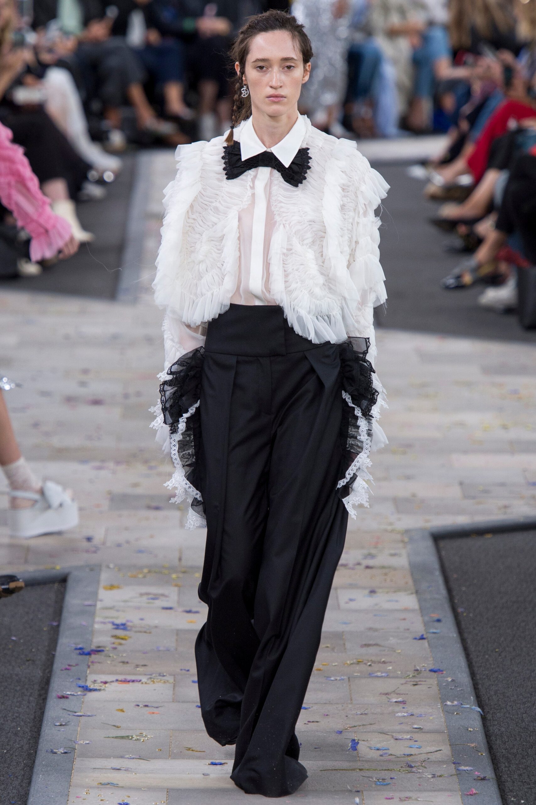 Preen by Thornton Bregazzi S/S 17 Look 19