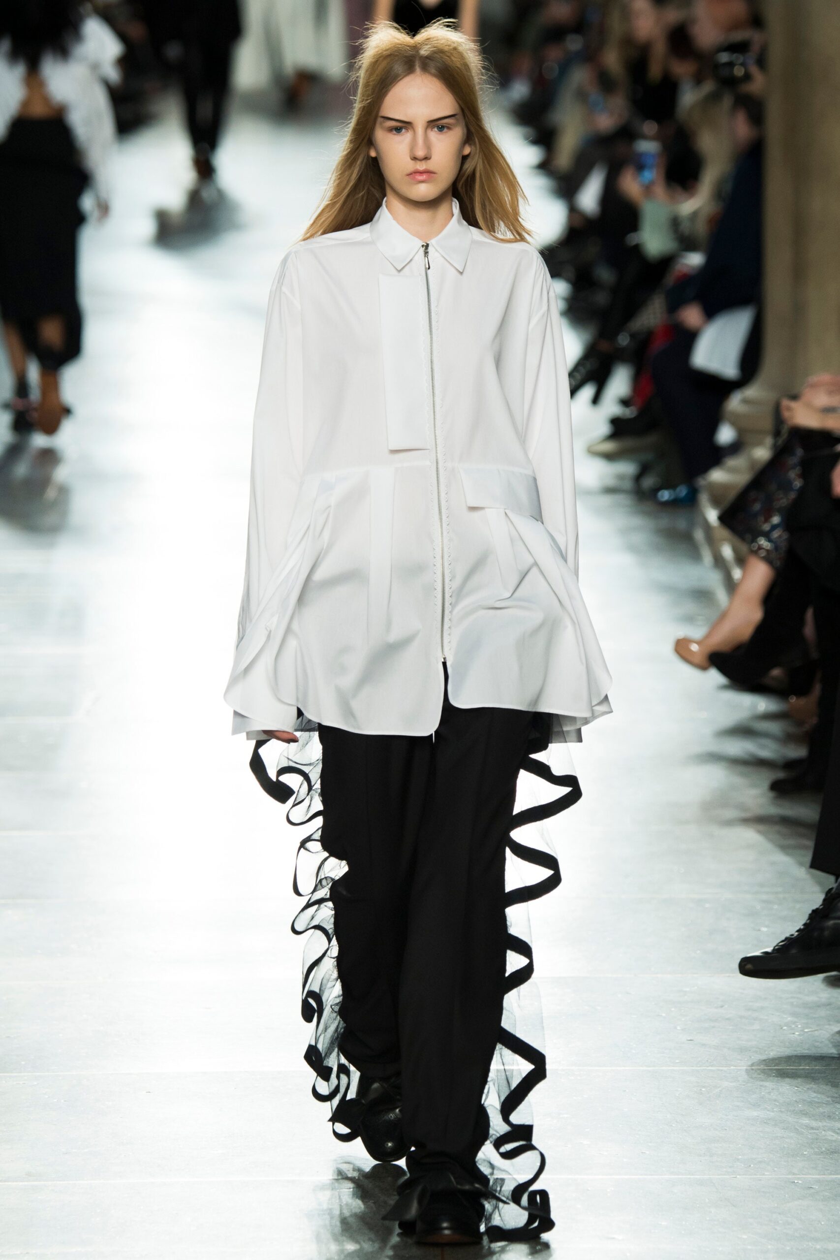 Preen by Thornton Bregazzi F/W 16 Look 16