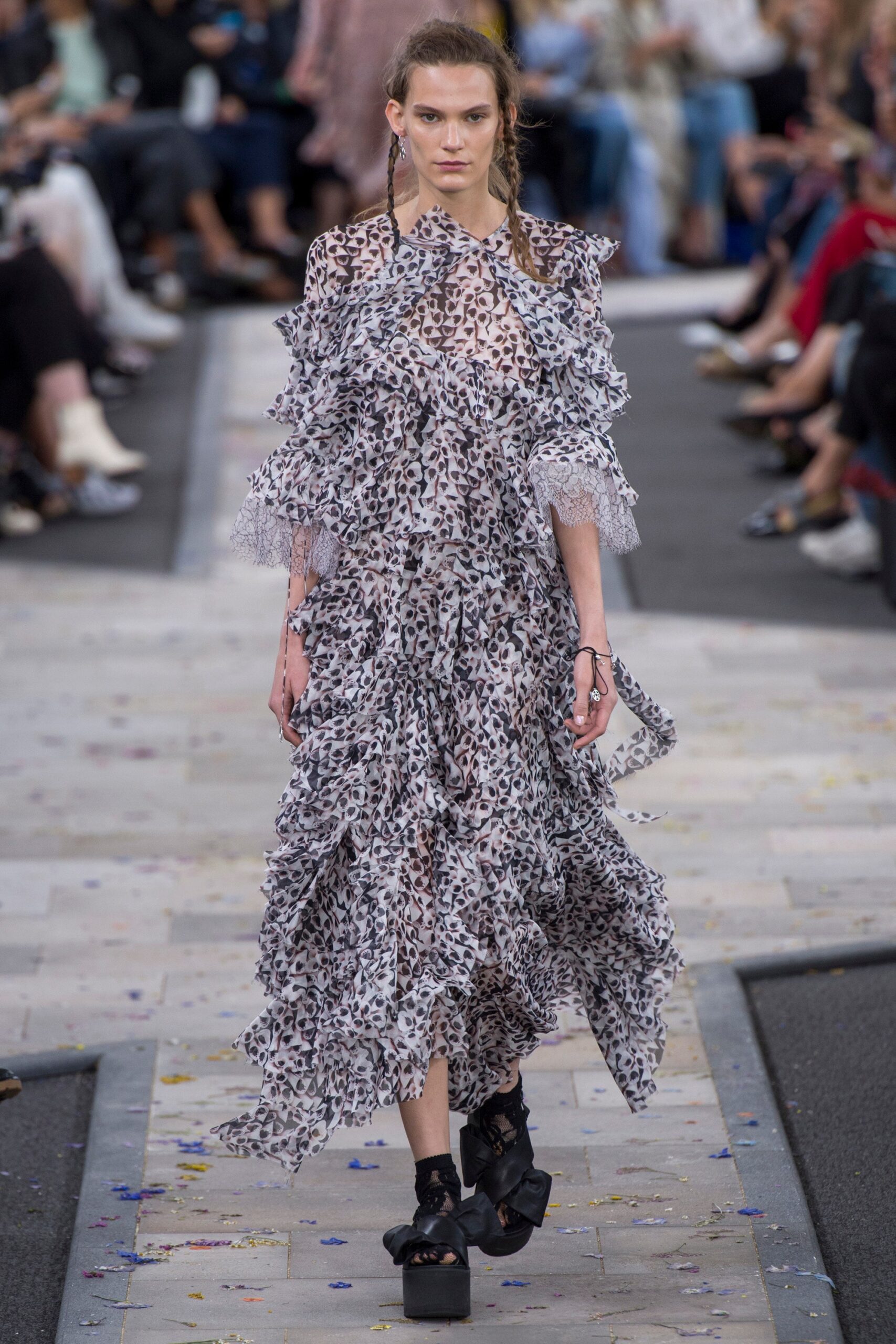 Preen by Thornton Bregazzi S/S 17 Look 28