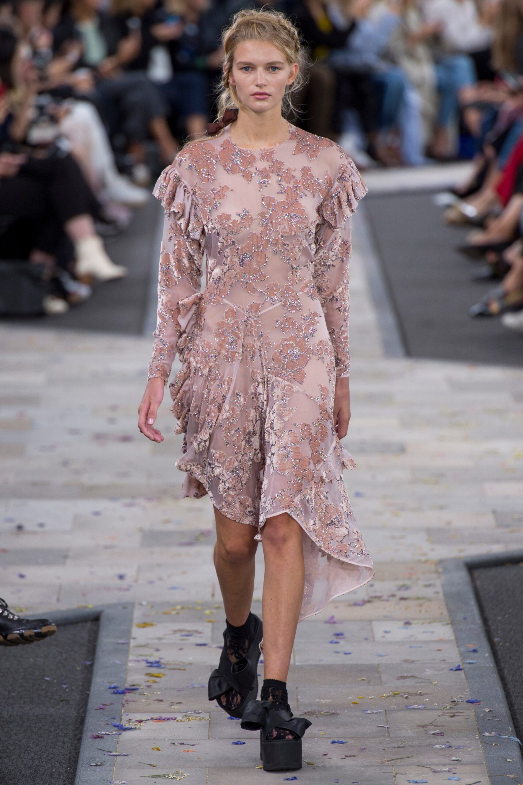 Preen by Thornton Bregazzi S/S 17 Look 29