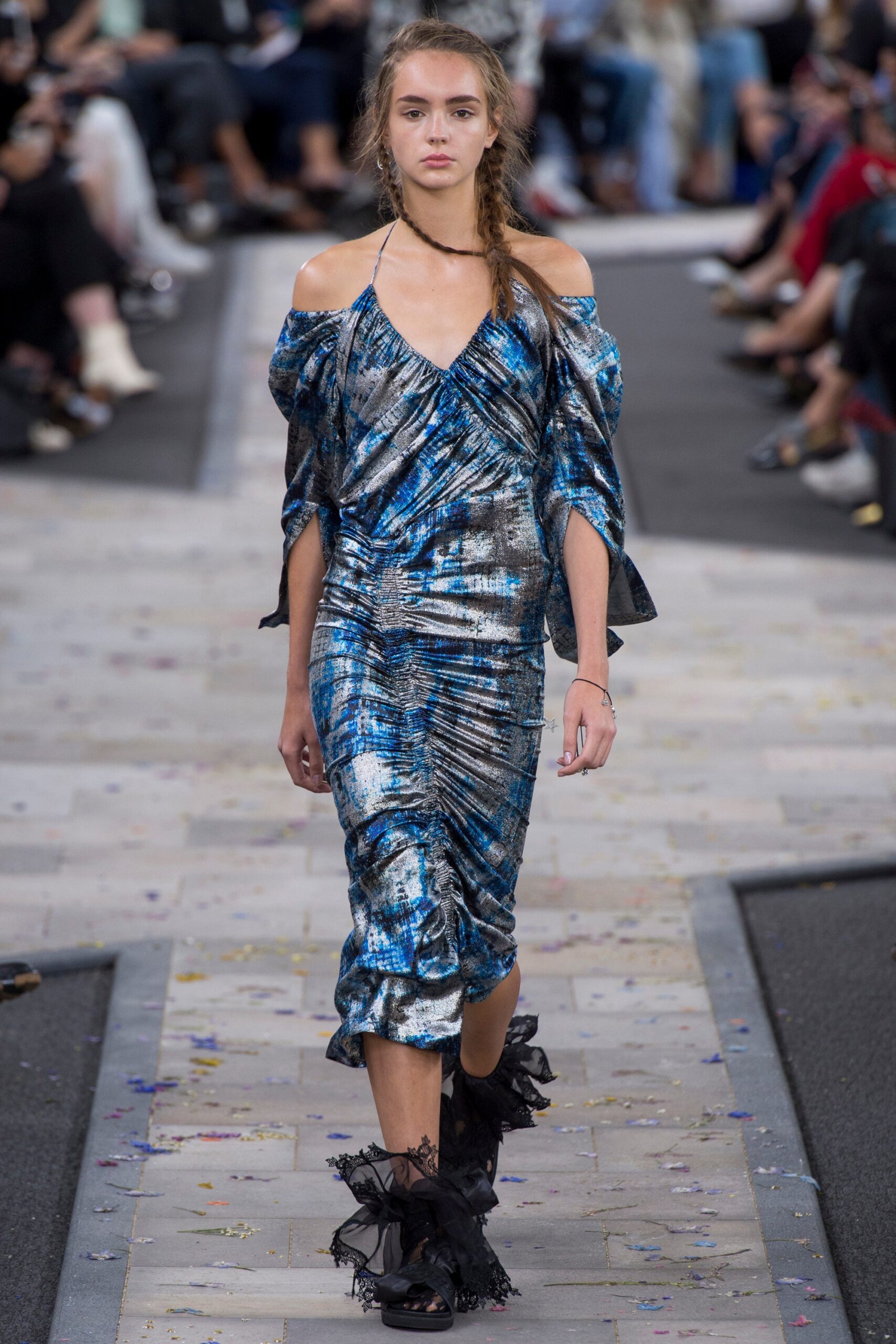 Preen by Thornton Bregazzi S/S 17 Look 34