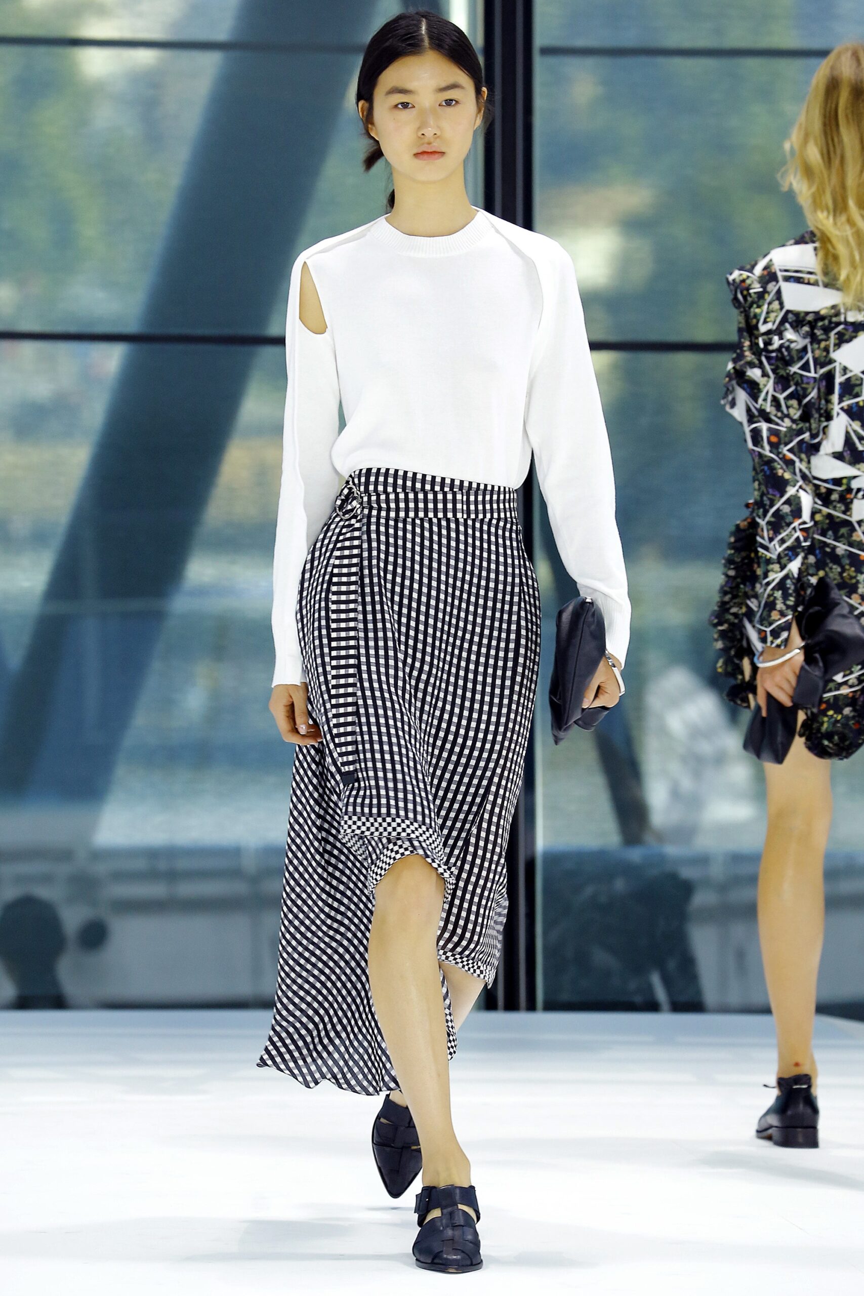 Preen by Thornton Bregazzi S/S 16 Look 21