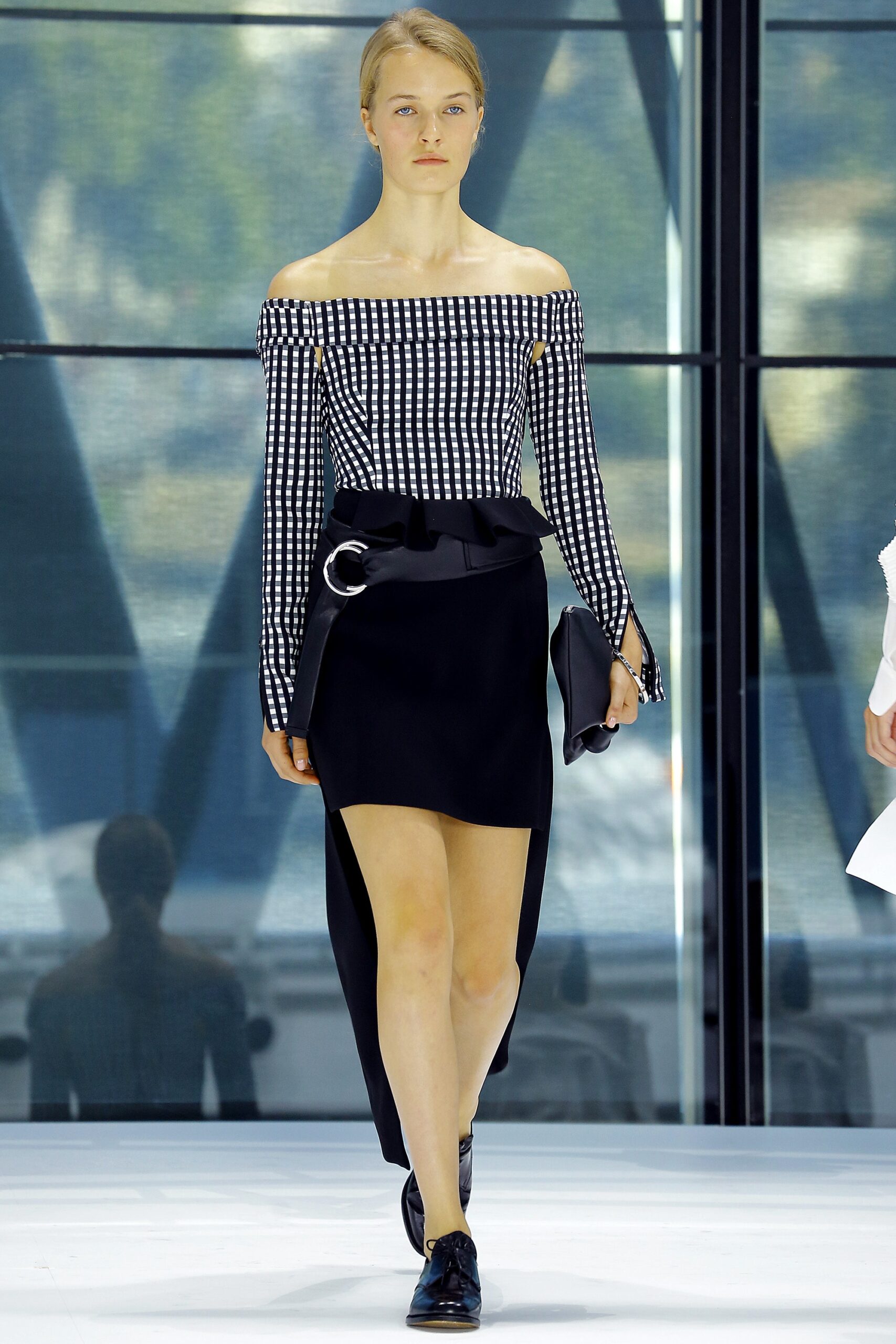 Preen by Thornton Bregazzi S/S 16 Look 22