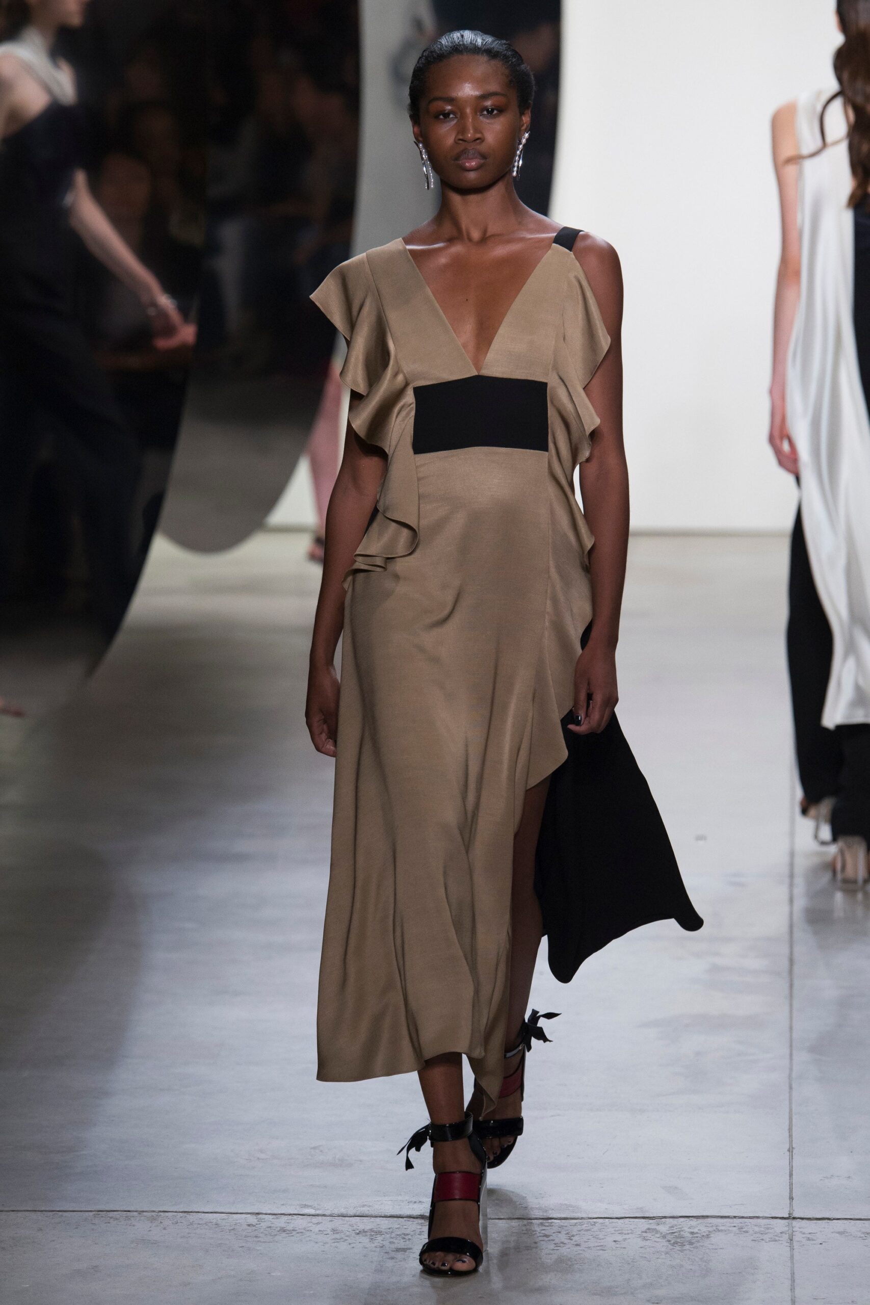Prabal Gurung S/S 18 Look 28