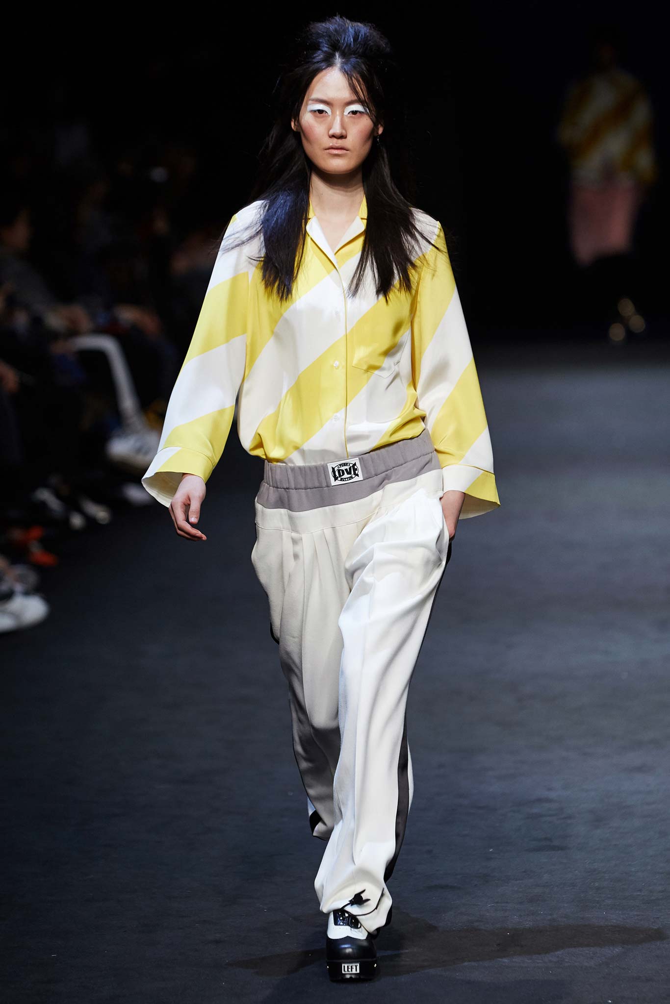 Pushbutton Seoul F/W 15 Look 32