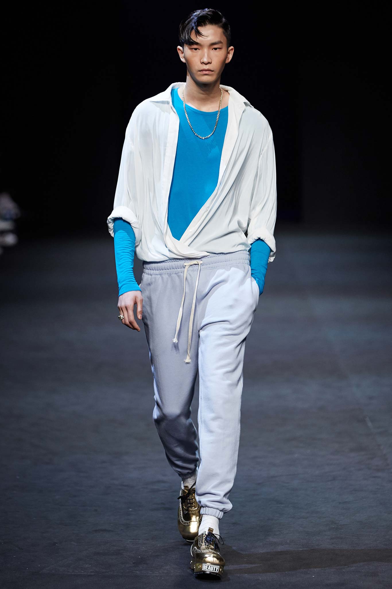 Pushbutton Seoul F/W 15 Look 41