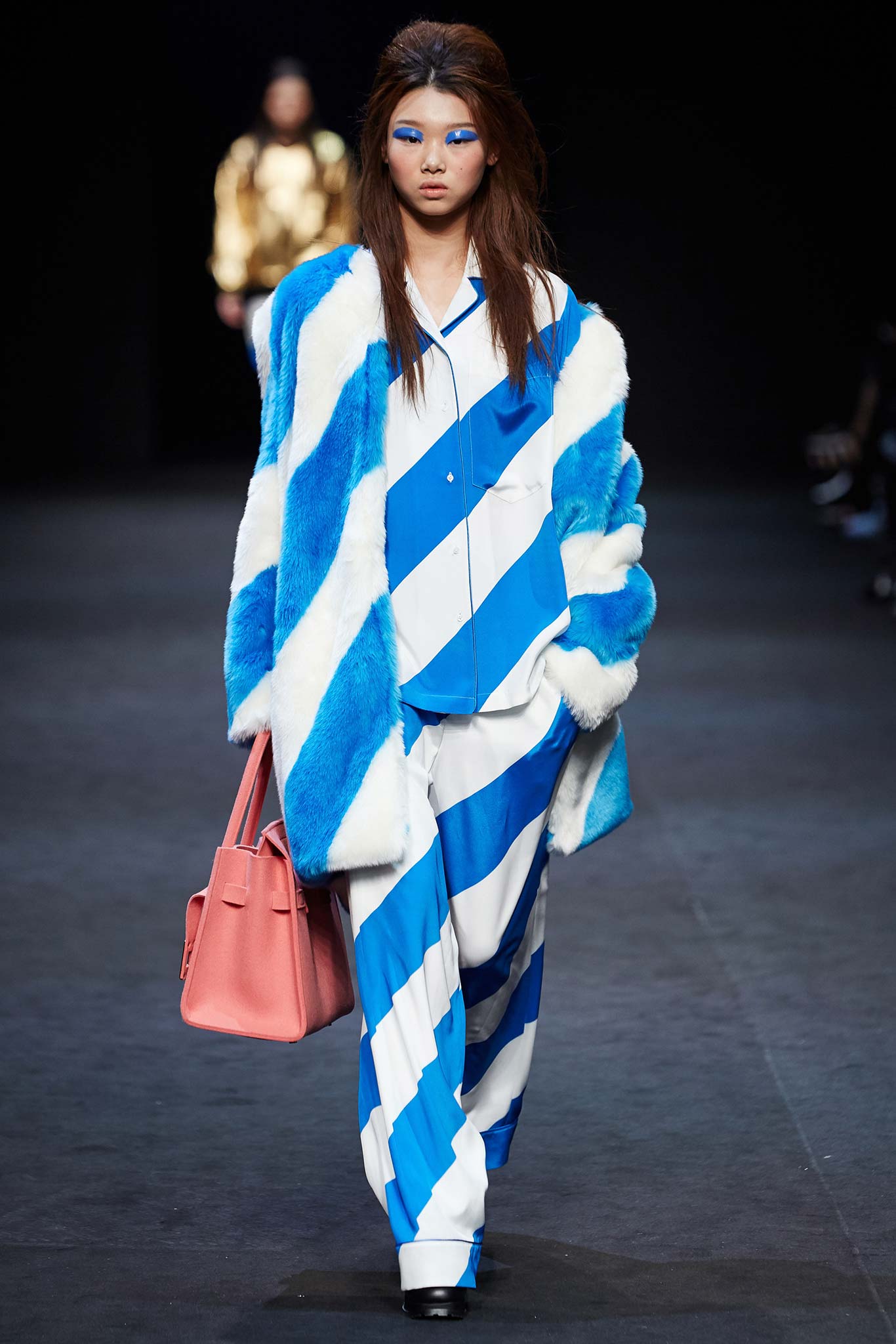 Pushbutton Seoul F/W 15 Look 46