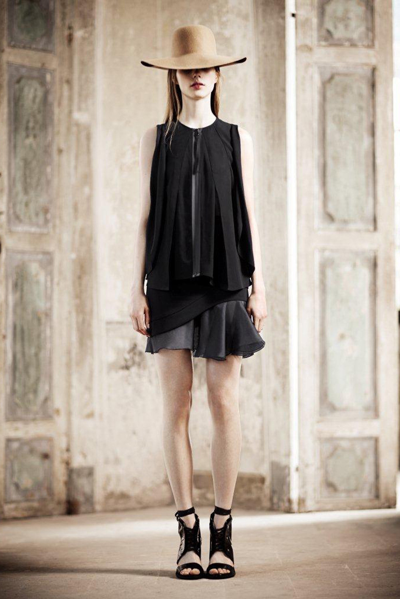 Philosophy di Lorenzo Serafini Resort 14 Look 31