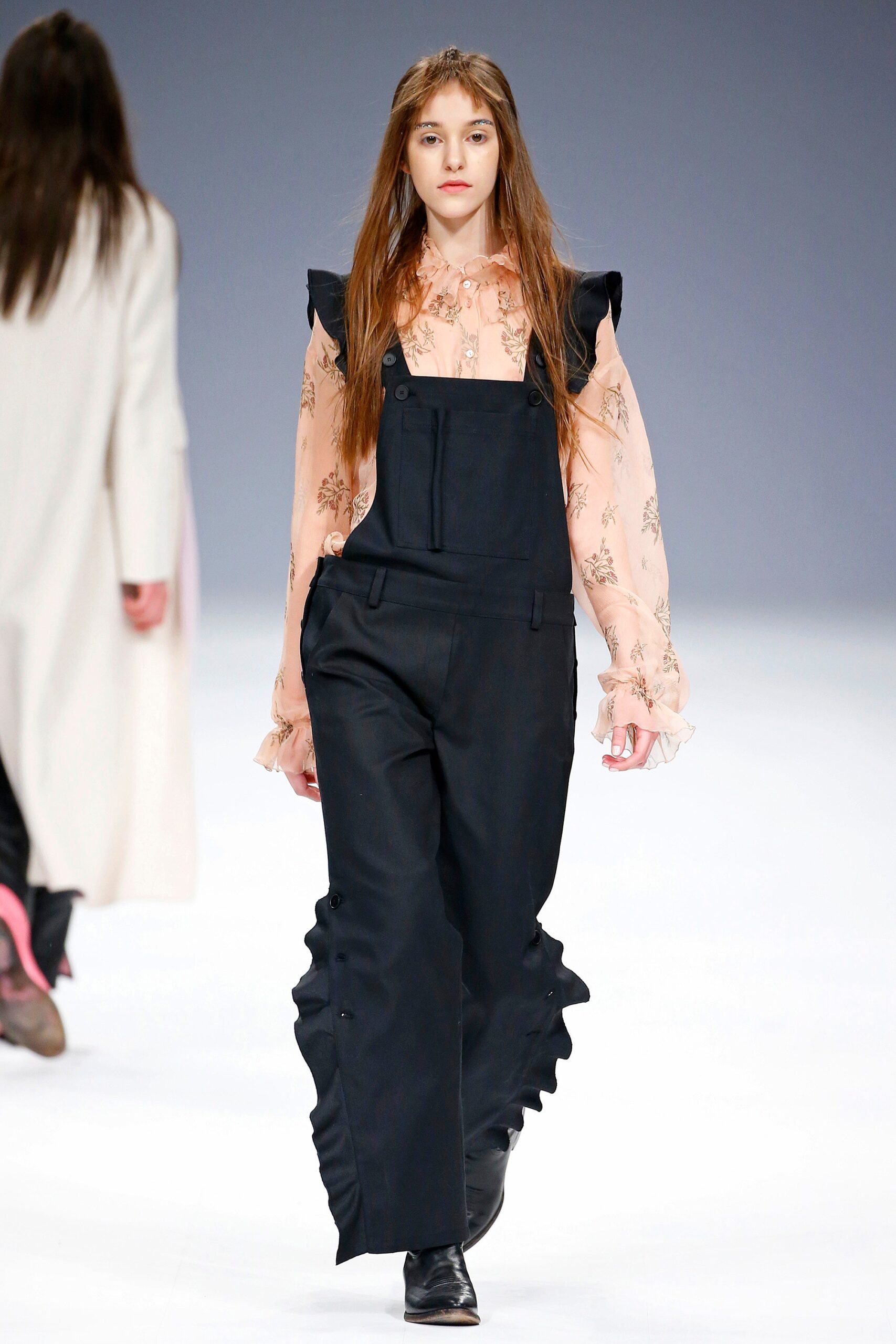 Poustovit Ukraine F/W 16 Look 12