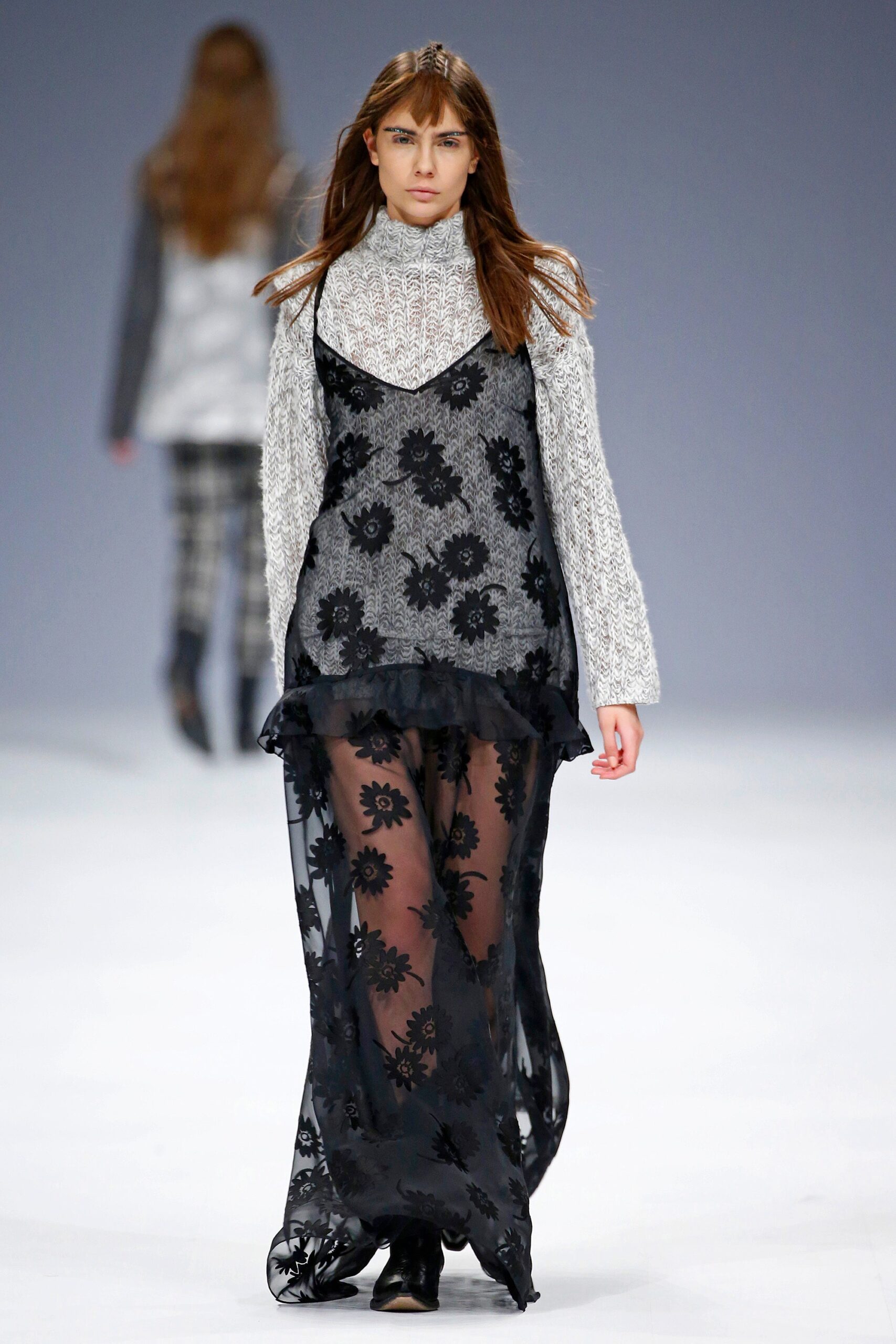 Poustovit Ukraine F/W 16 Look 18