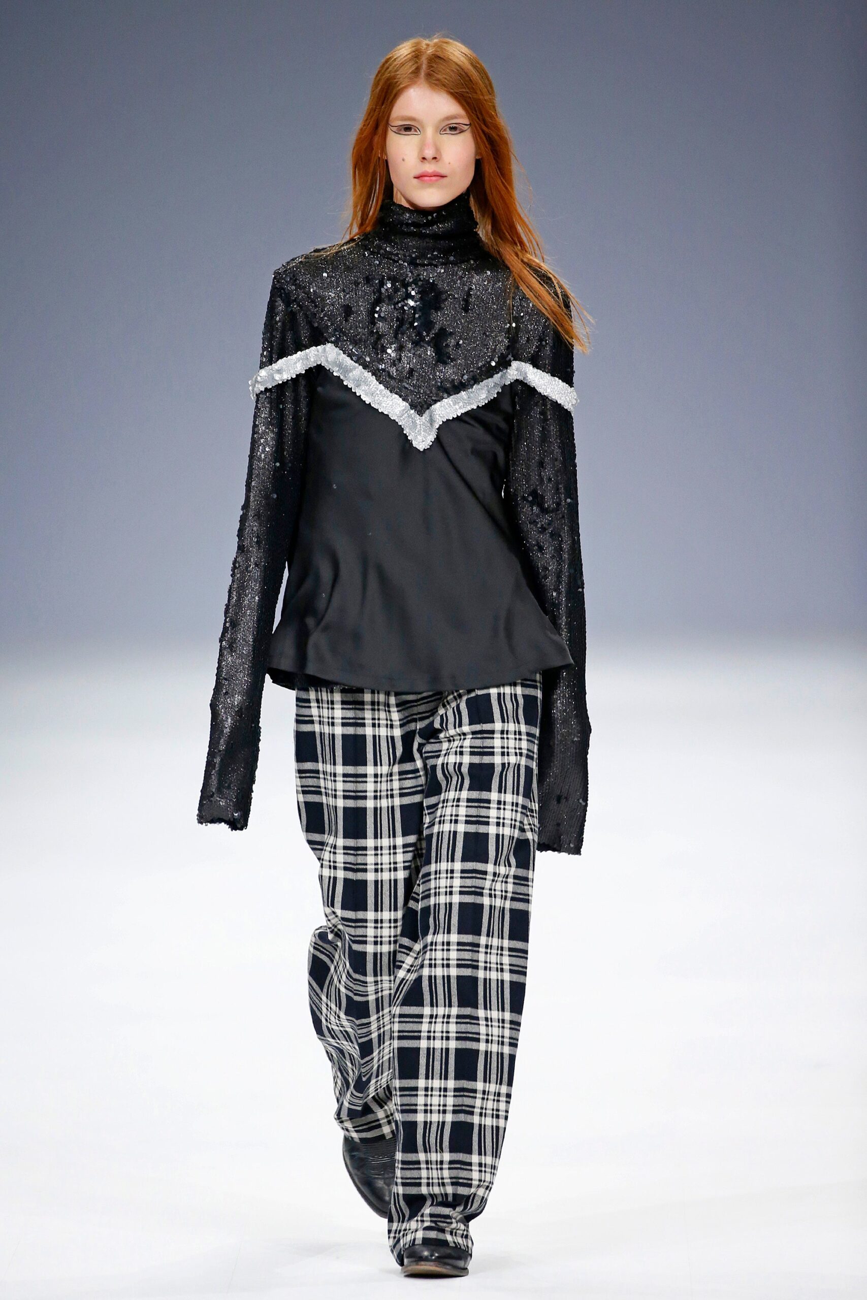 Poustovit Ukraine F/W 16 Look 22
