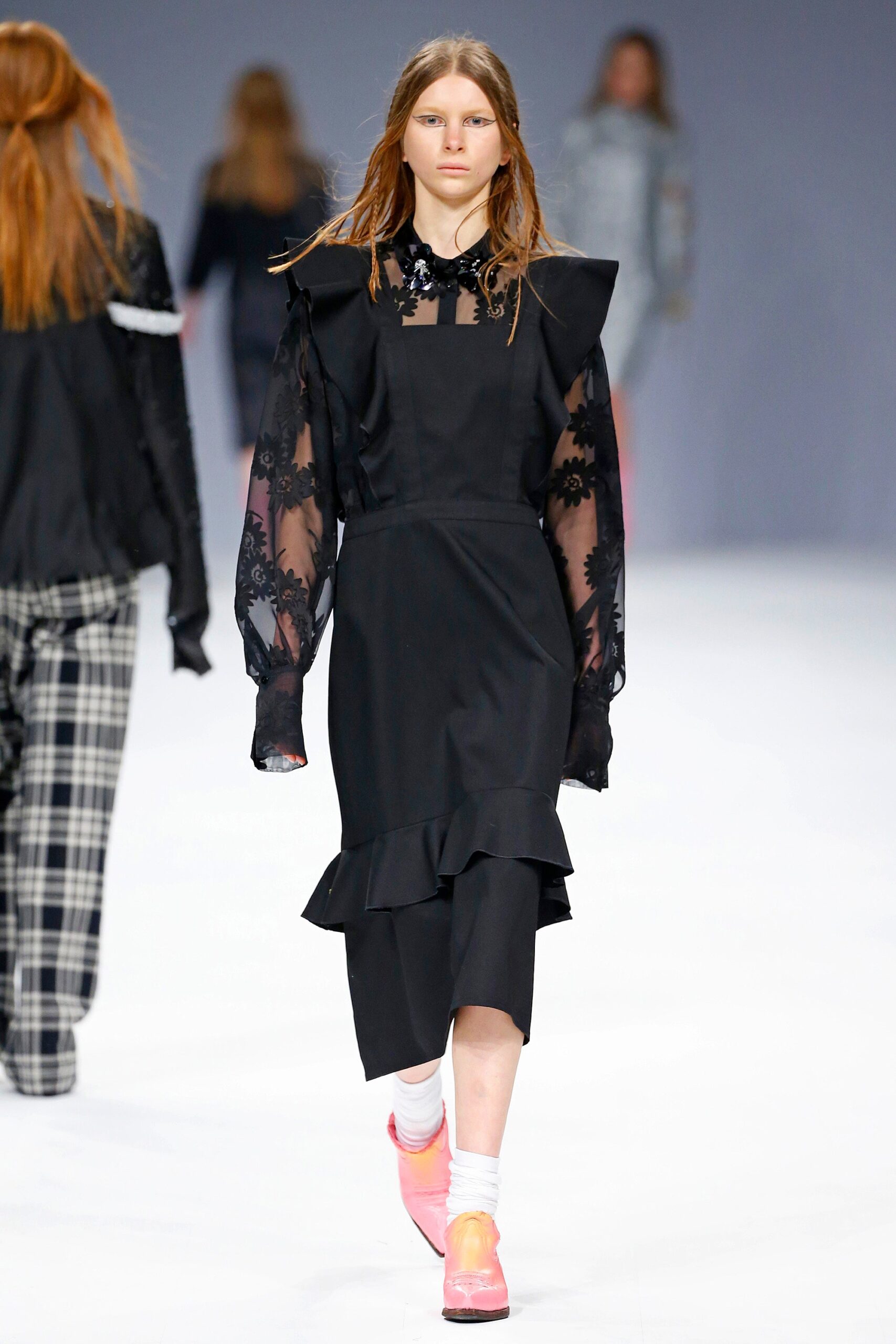 Poustovit Ukraine F/W 16 Look 23
