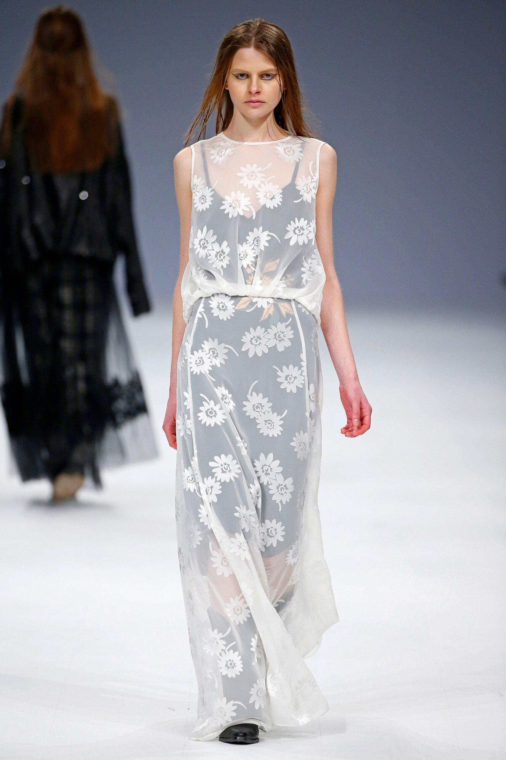 Poustovit Ukraine F/W 16 Look 31