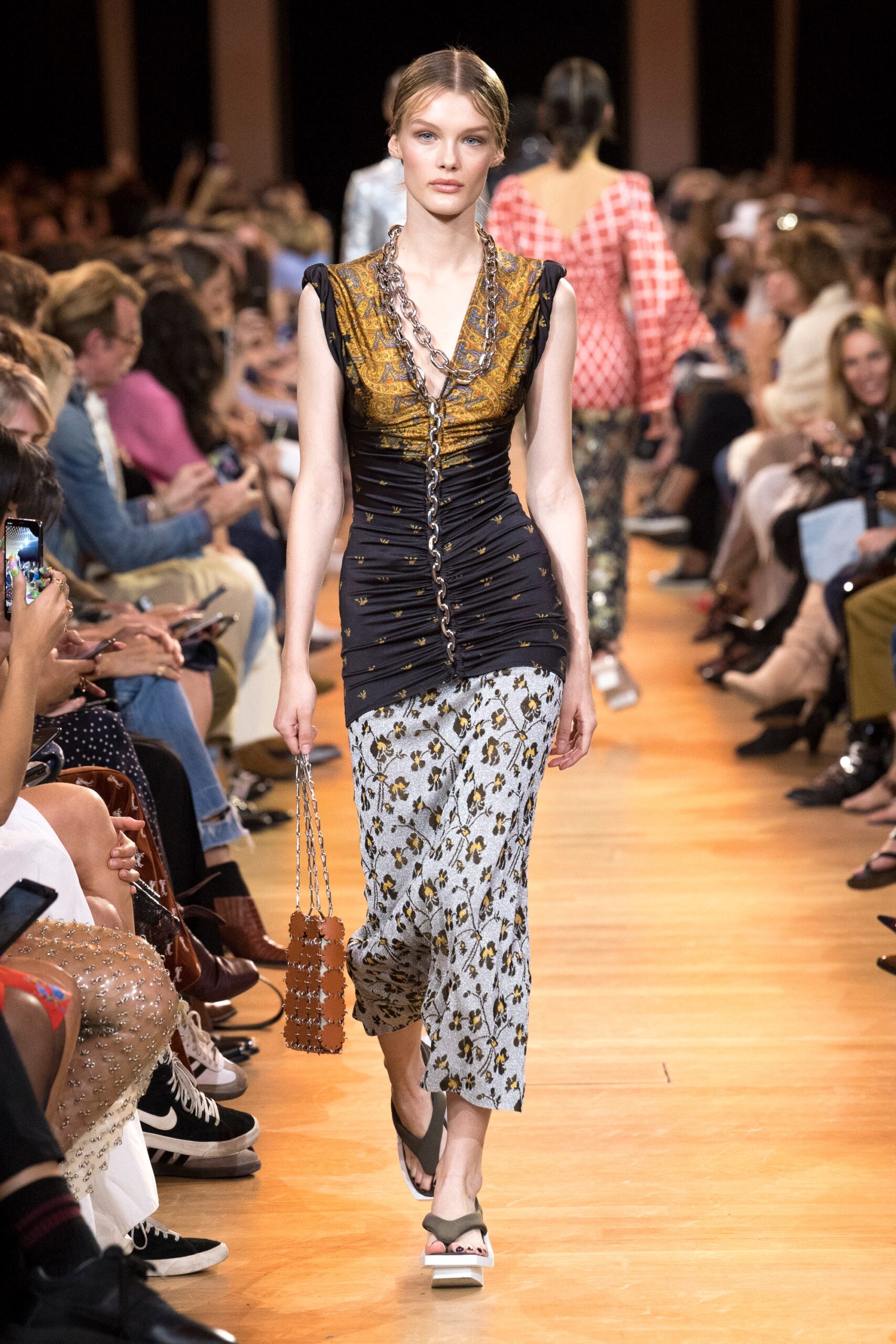 Rabanne S/S 19 Look 9