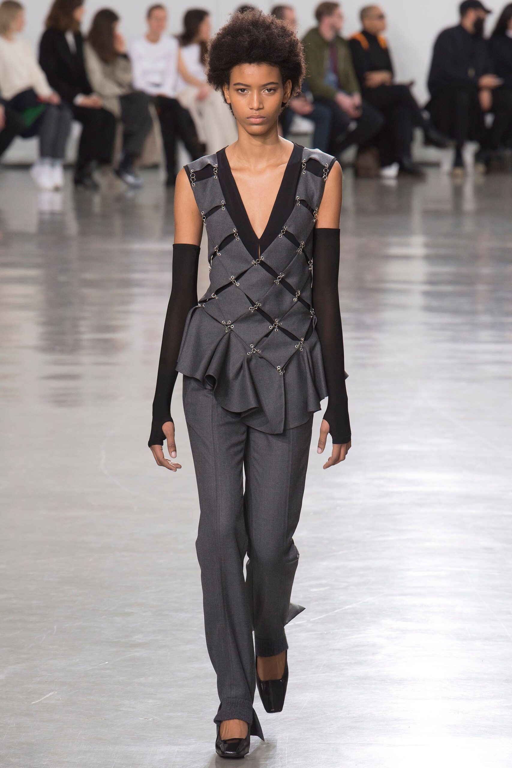 Rabanne F/W 17 Look 39