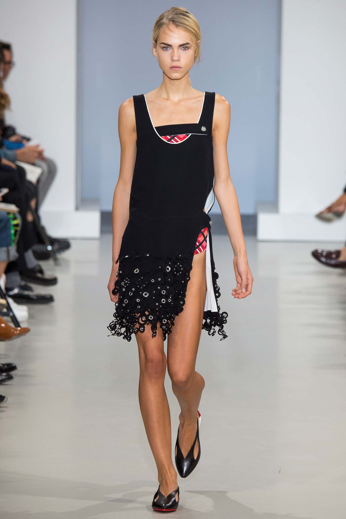 Rabanne S/S 15 Look 17