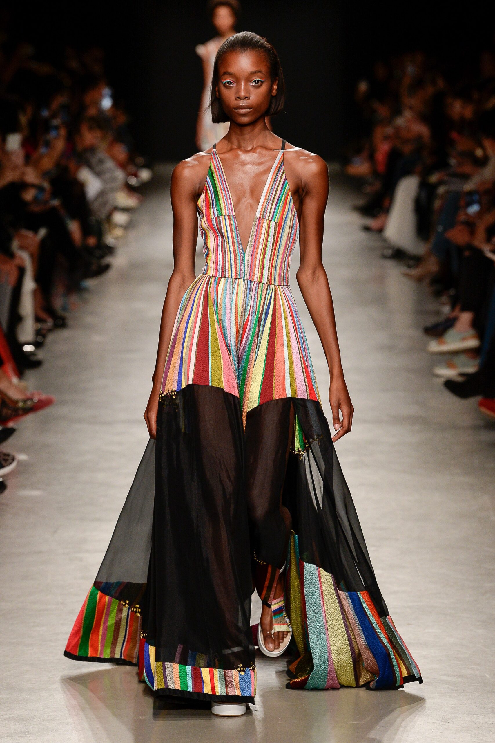 Rahul Mishra S/S 18 Look 1