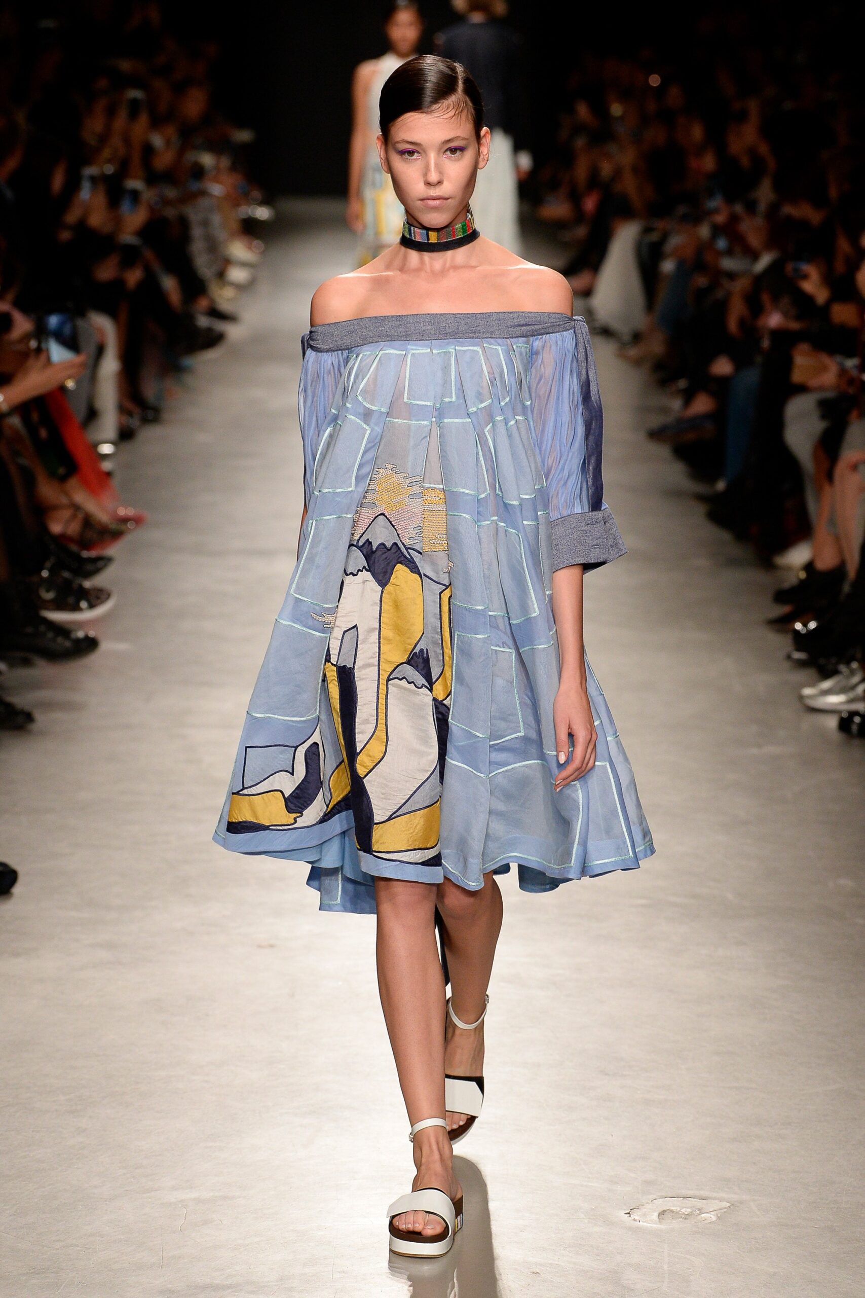 Rahul Mishra S/S 18 Look 17