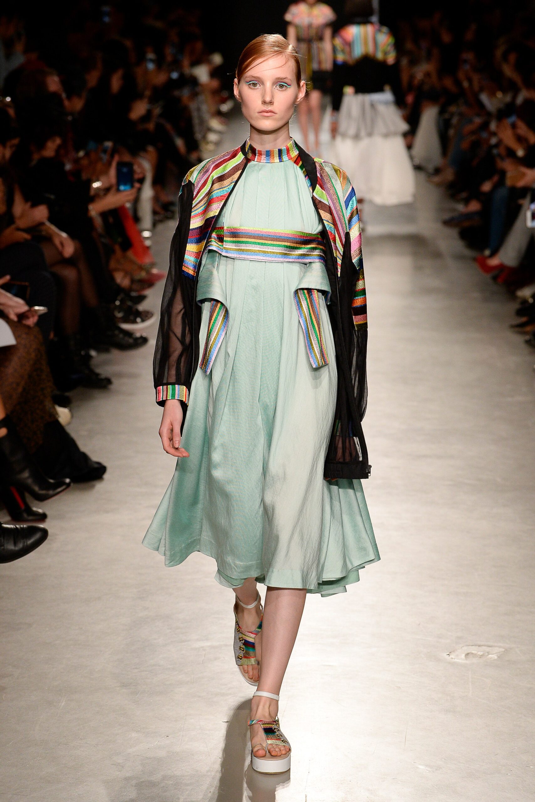 Rahul Mishra S/S 18 Look 23