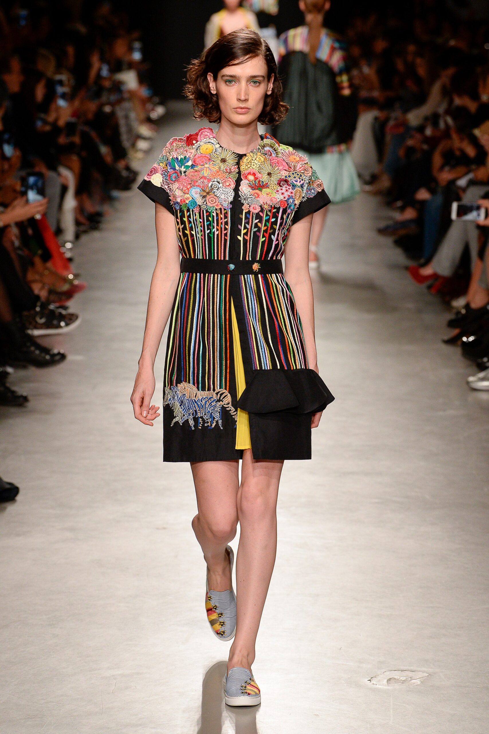 Rahul Mishra S/S 18 Look 24