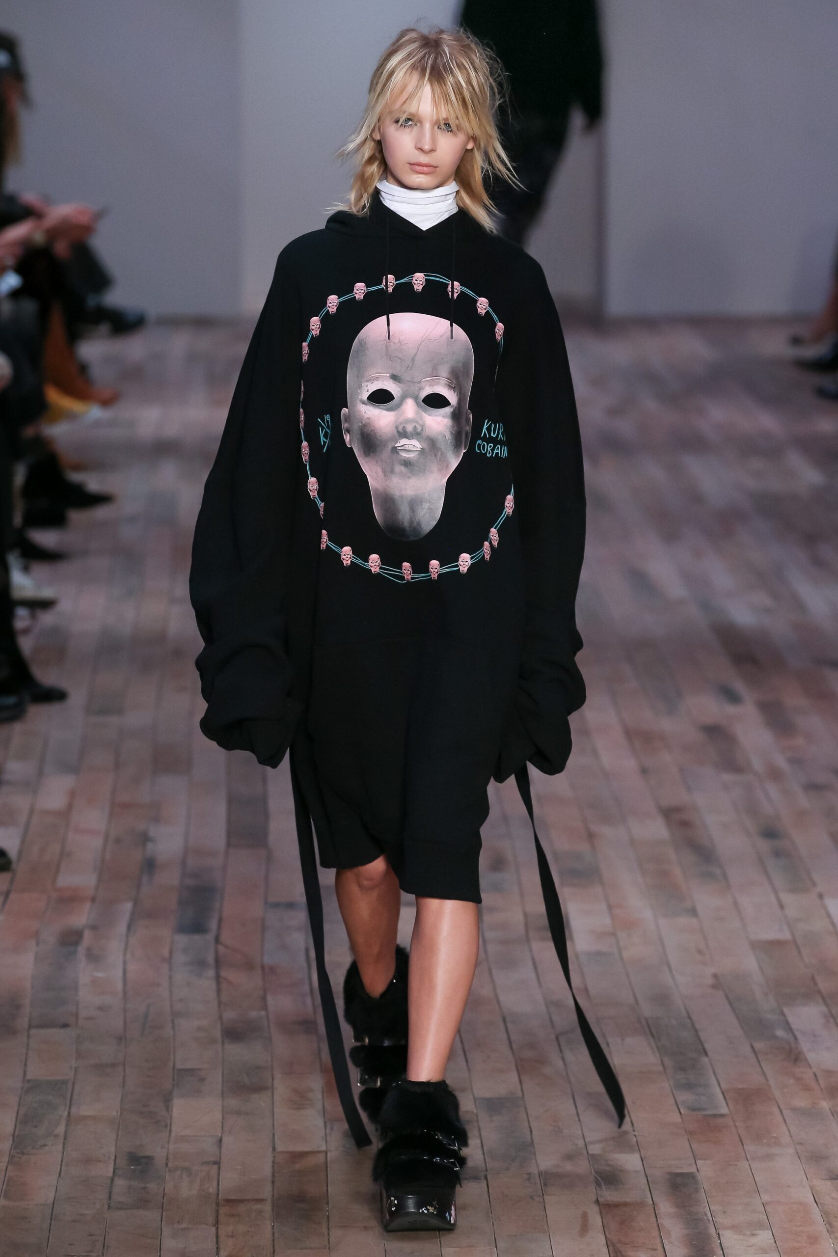 R13 F/W 17 Look 29