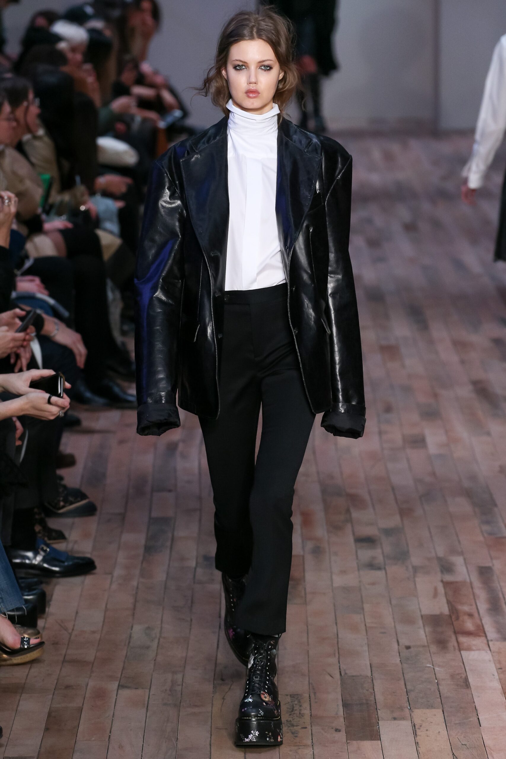 R13 F/W 17 Look 33