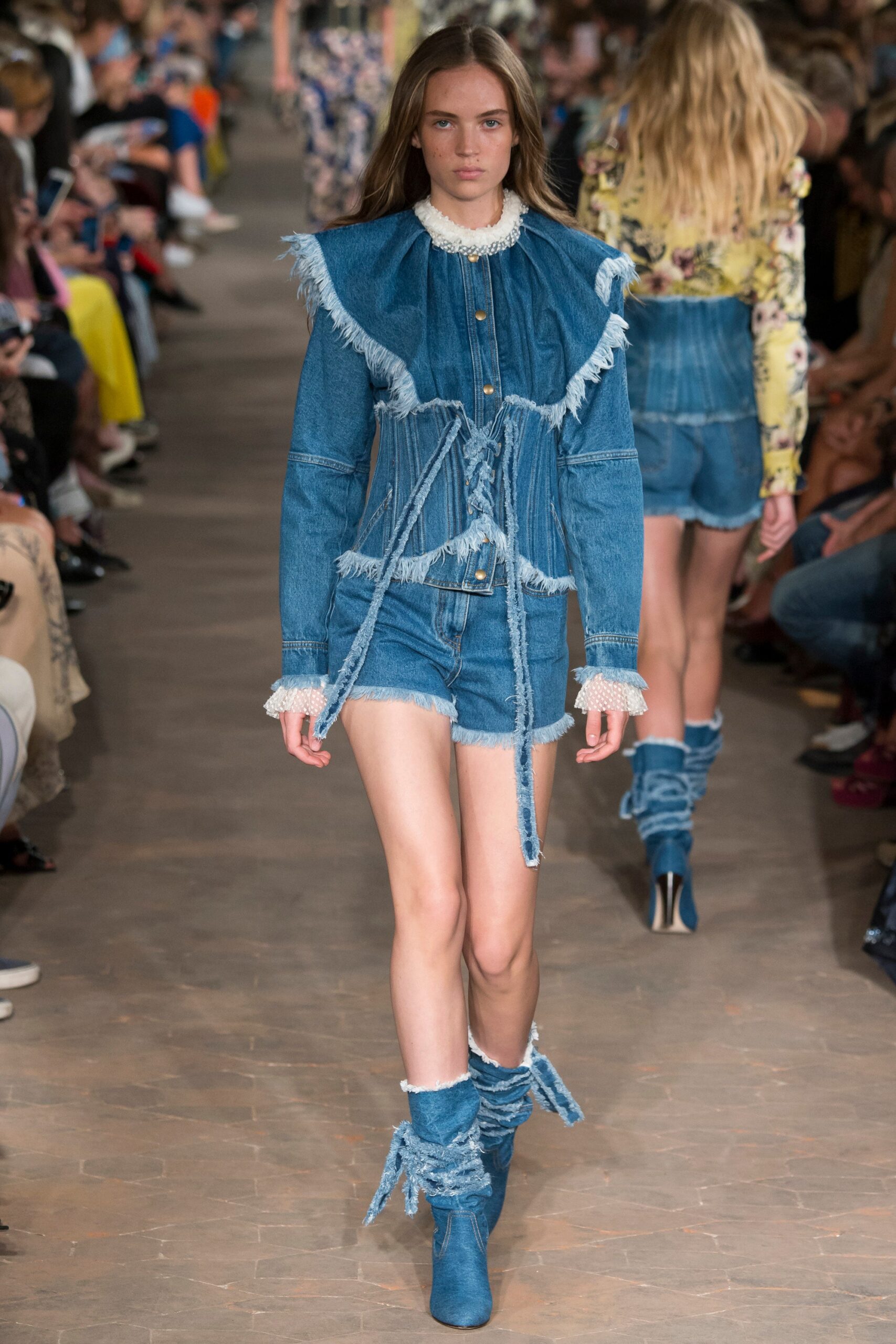 Philosophy di Lorenzo Serafini S/S 17 Look 11