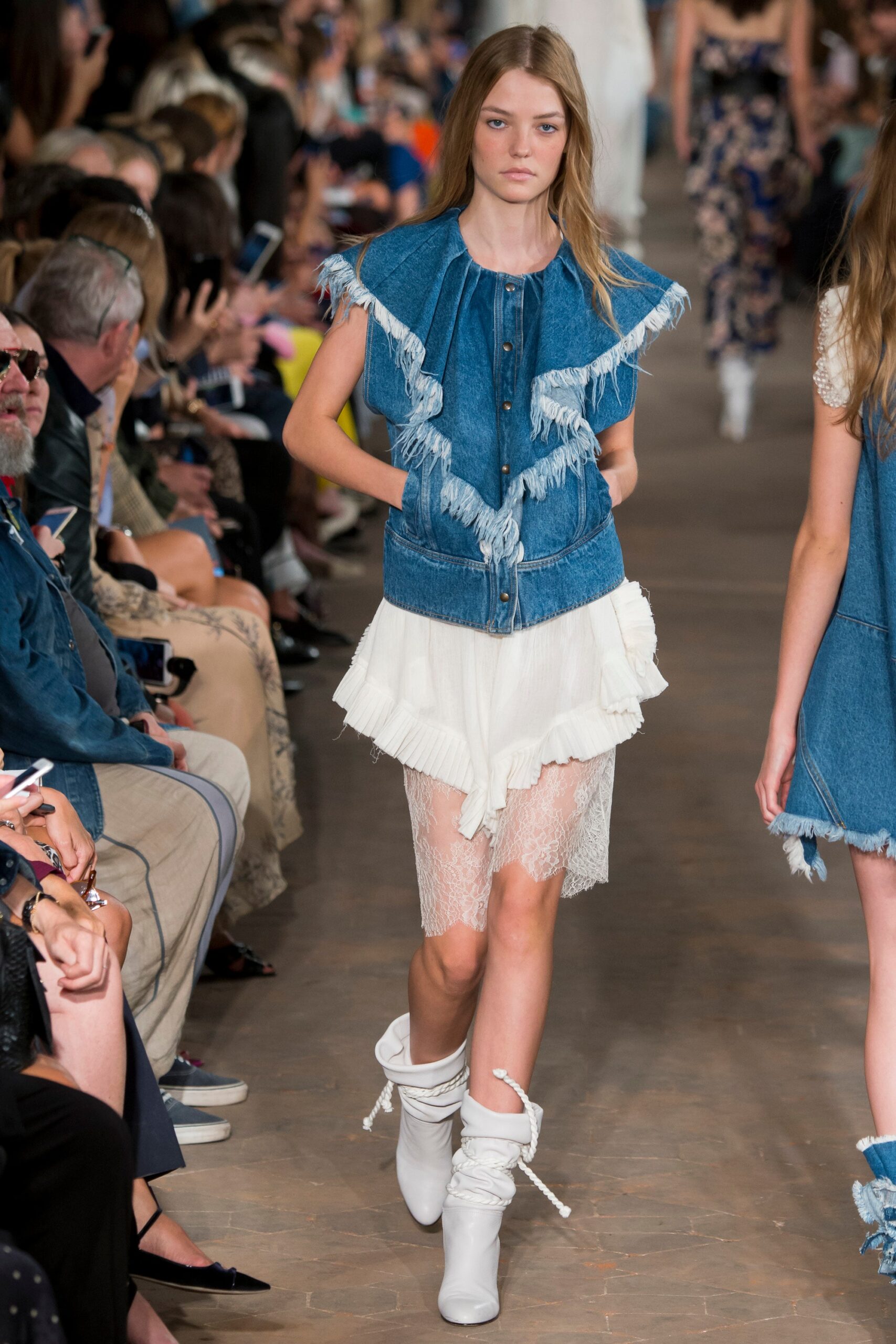 Philosophy di Lorenzo Serafini S/S 17 Look 14