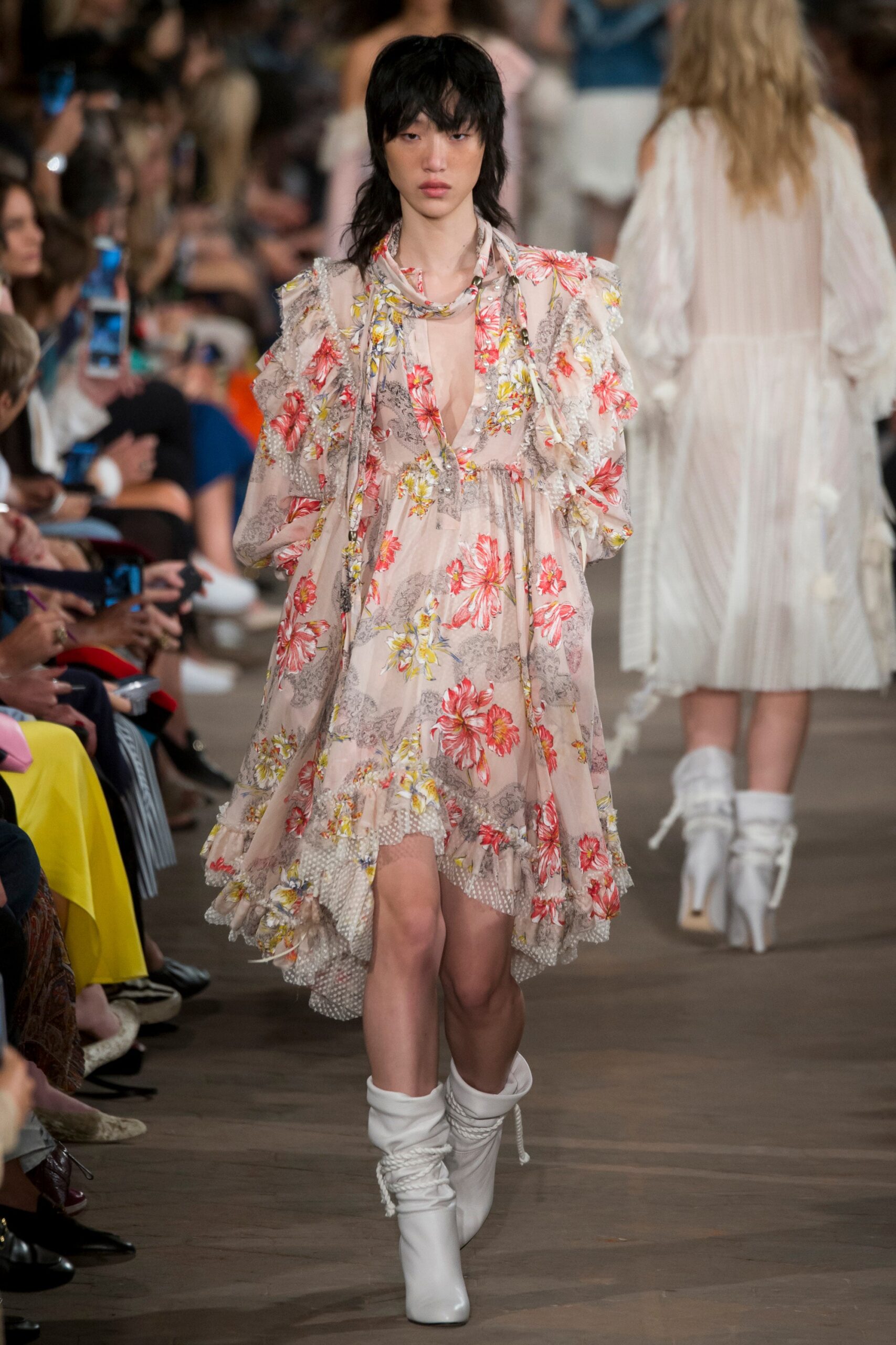 Philosophy di Lorenzo Serafini S/S 17 Look 16