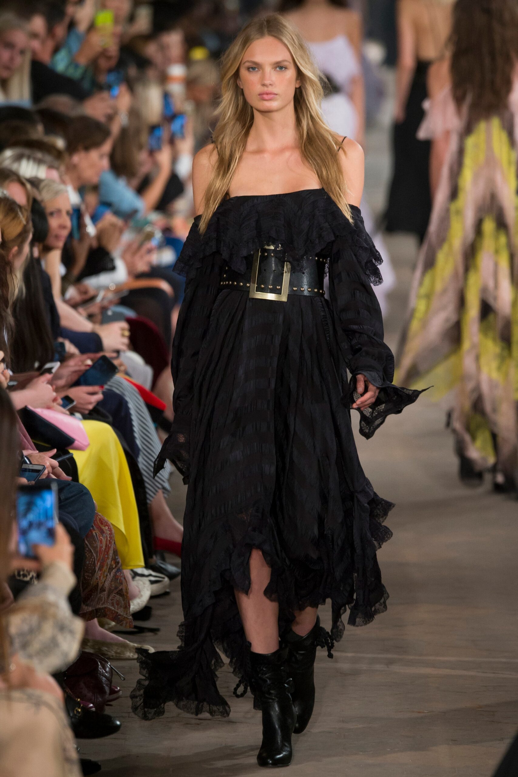 Philosophy di Lorenzo Serafini S/S 17 Look 26