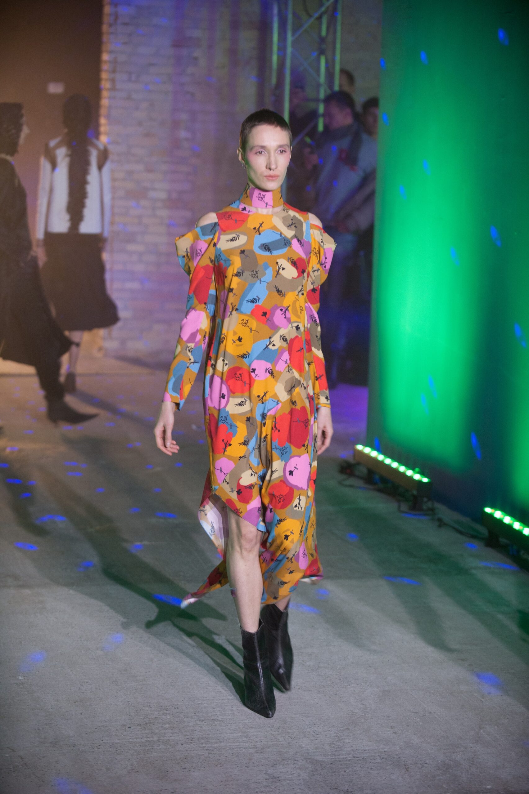 Poustovit Kiev F/W 18 Look 15