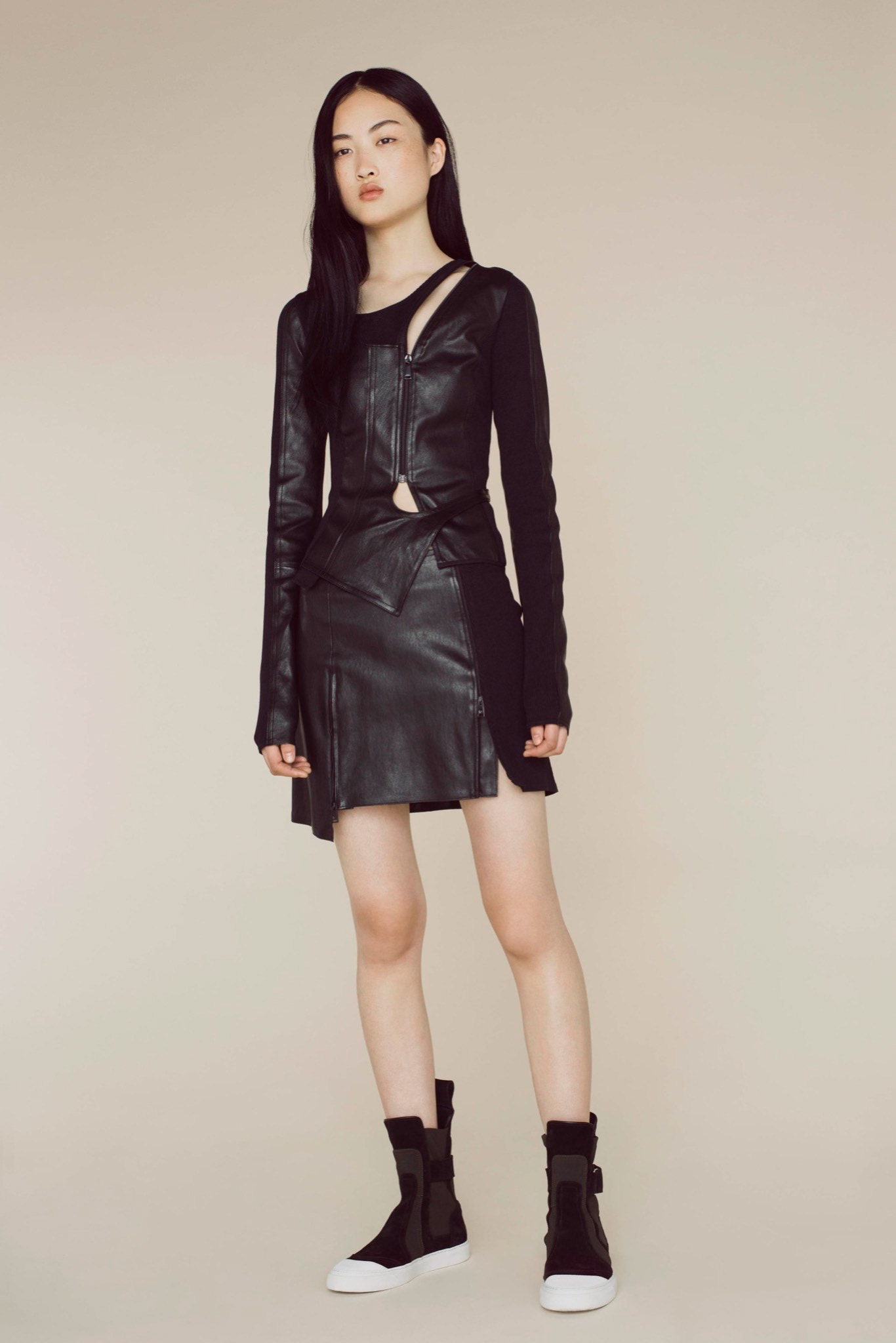 Rabanne Resort 16 Look 9