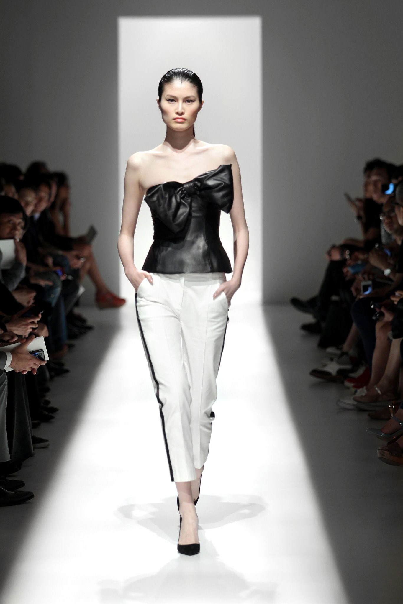 Pierre Balmain S/S 13 Look 23