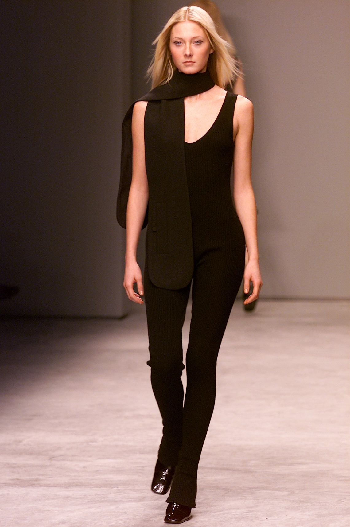 Prada F/W 01 Look 49