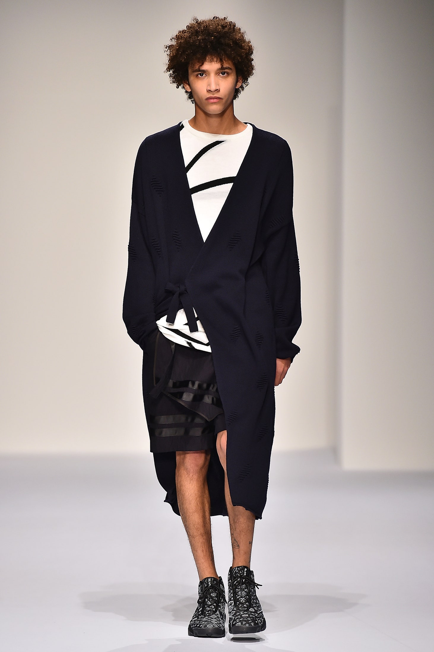 Public School F/W 16 Look 13